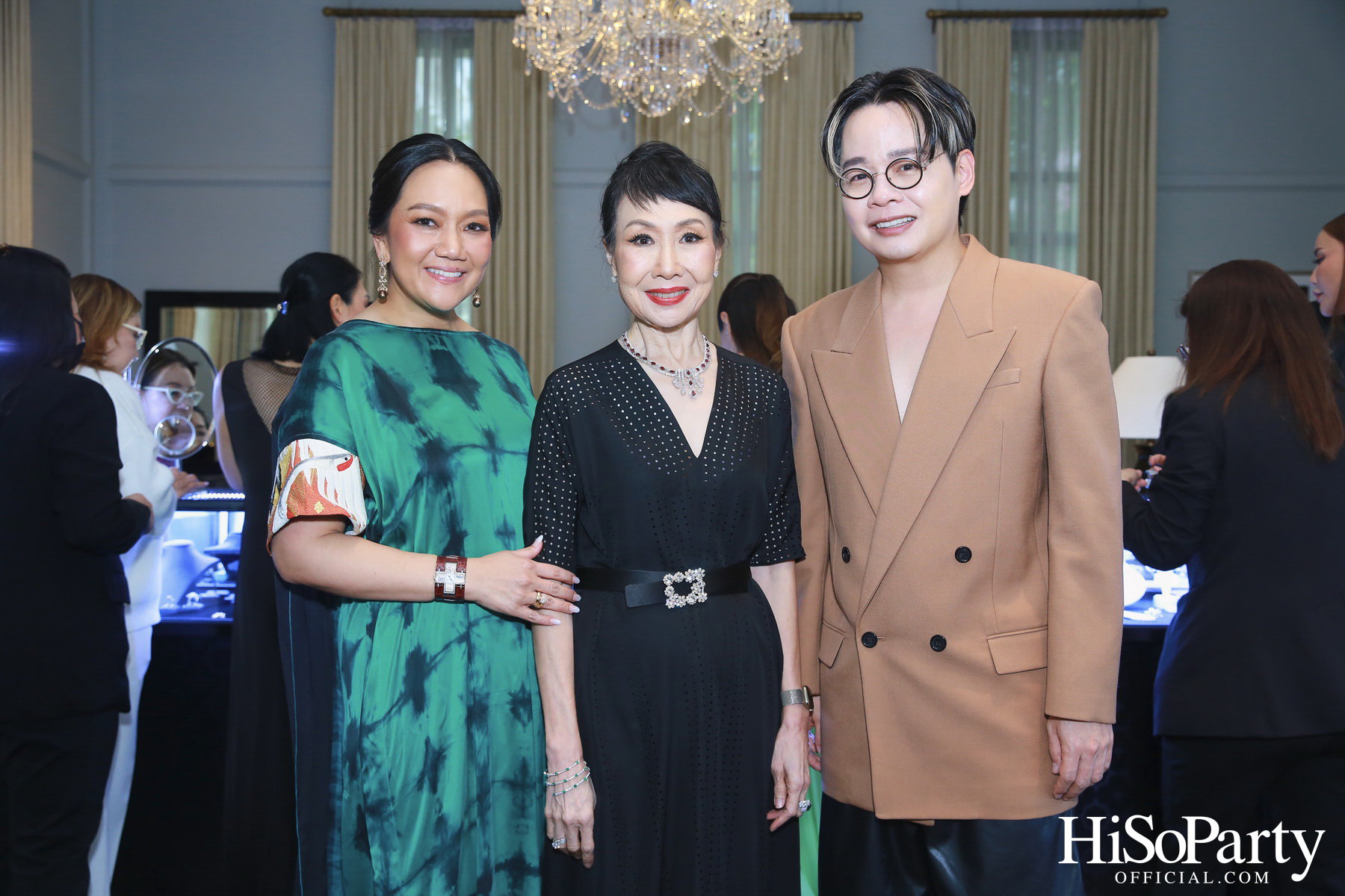 Exclusive Preview Judith Leiber New Collection & Beauty Gems ‘Bee 's Collection’