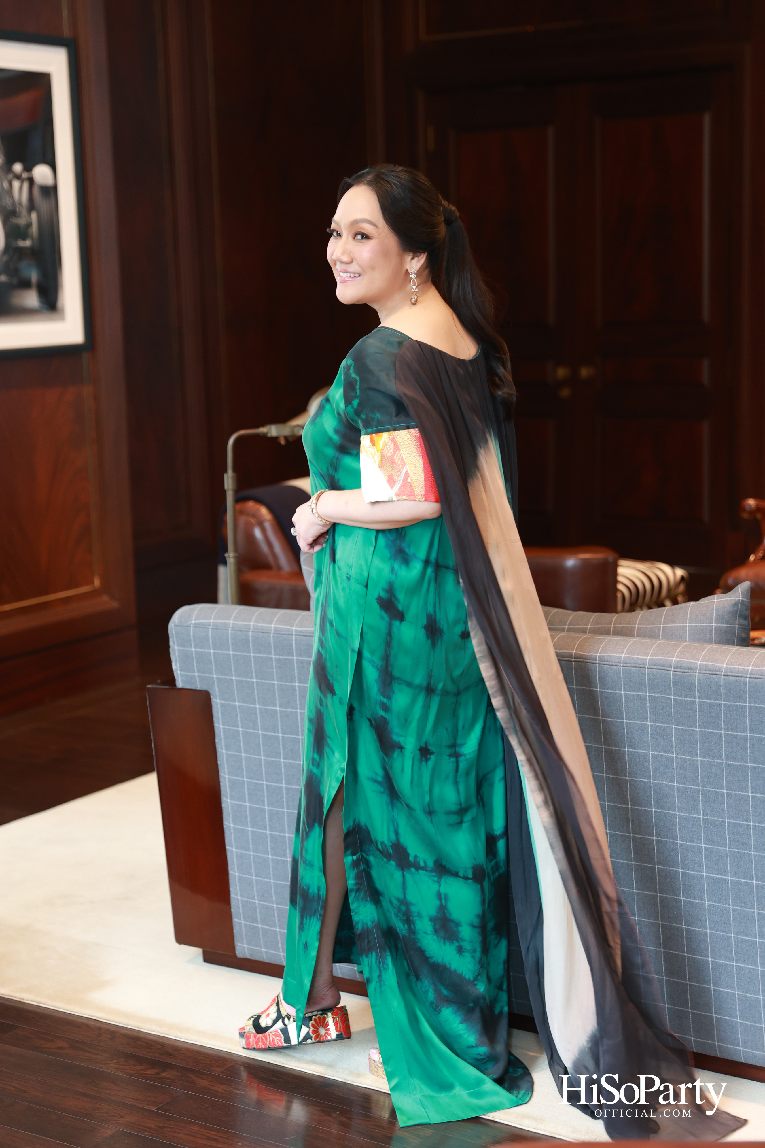 Exclusive Preview Judith Leiber New Collection & Beauty Gems ‘Bee 's Collection’