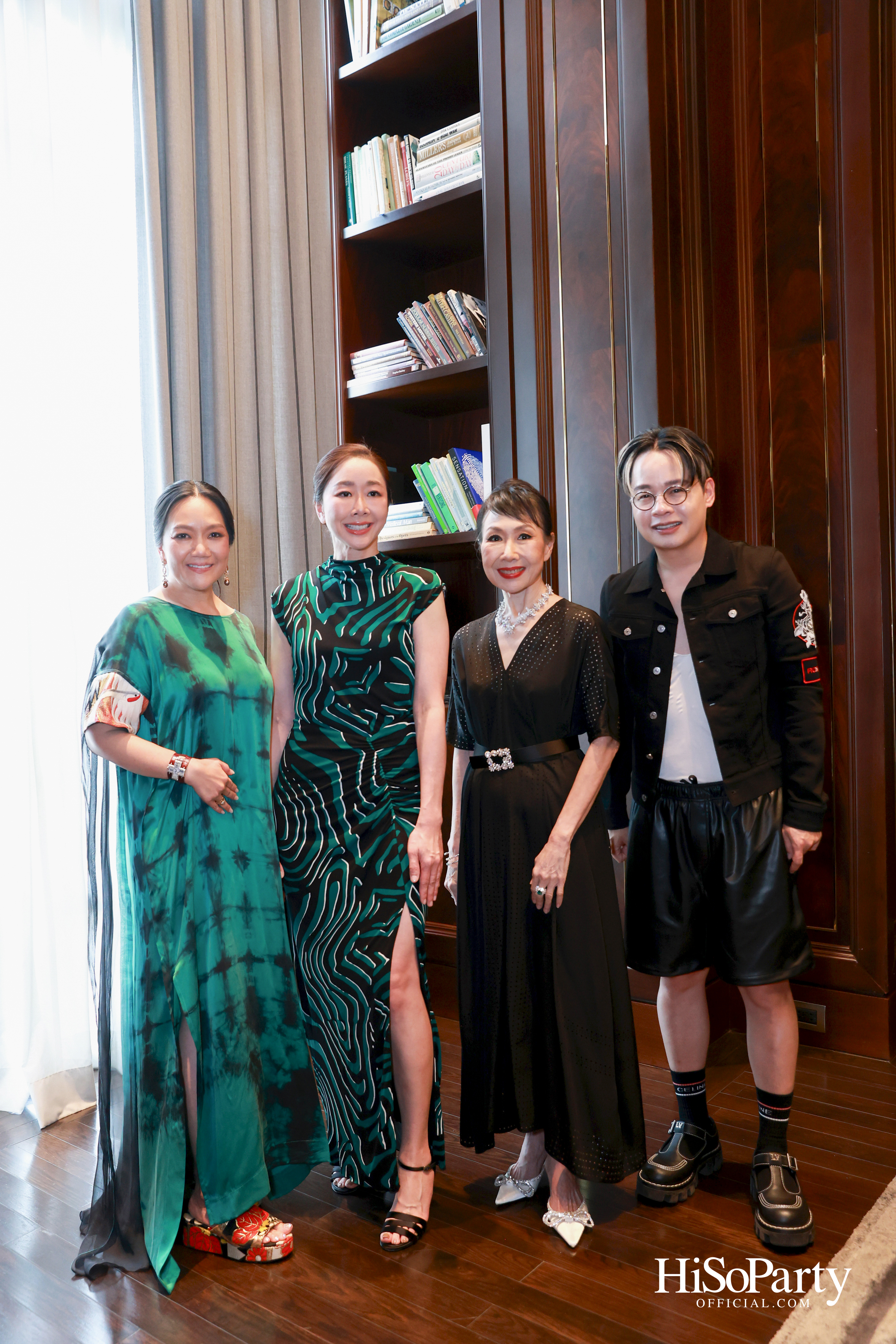 Exclusive Preview Judith Leiber New Collection & Beauty Gems ‘Bee 's Collection’