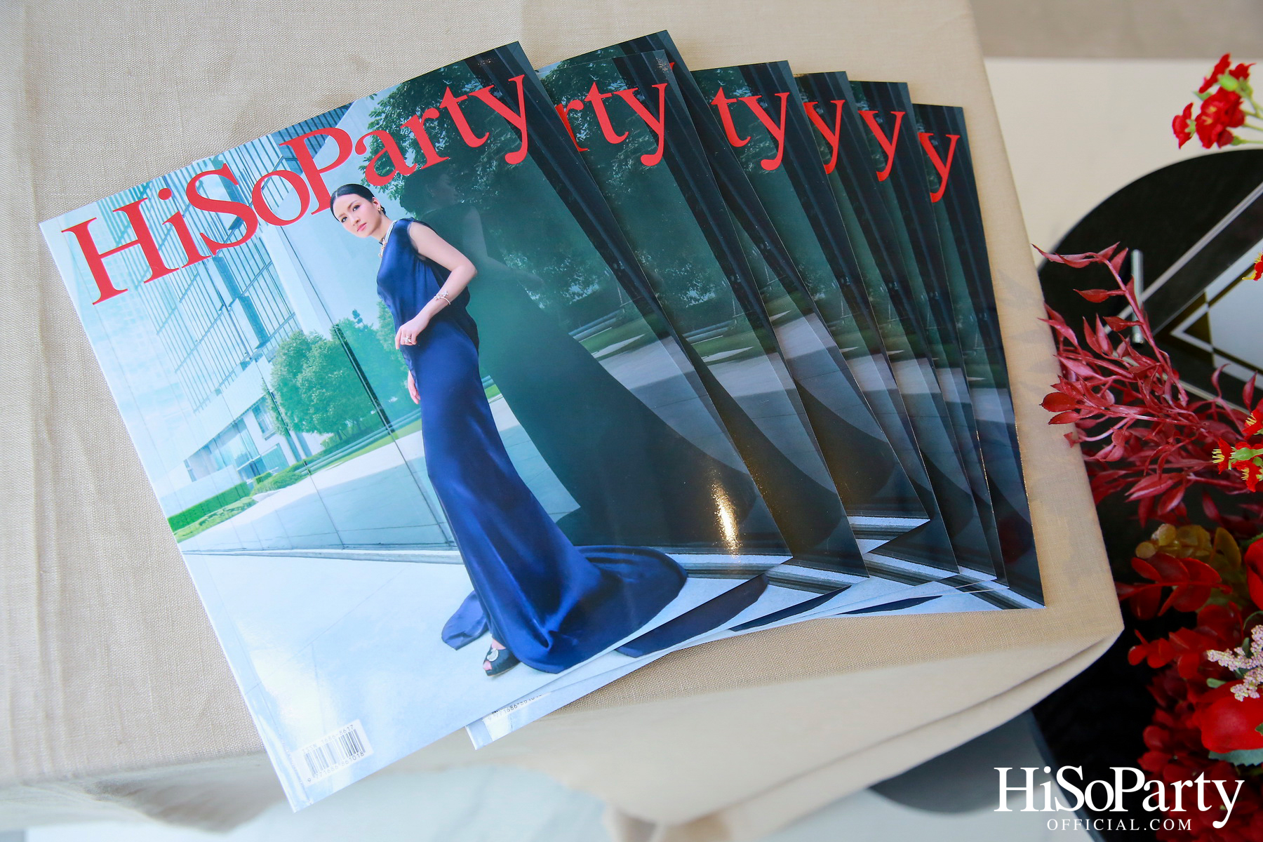 HiSoParty Magazine X AERIE