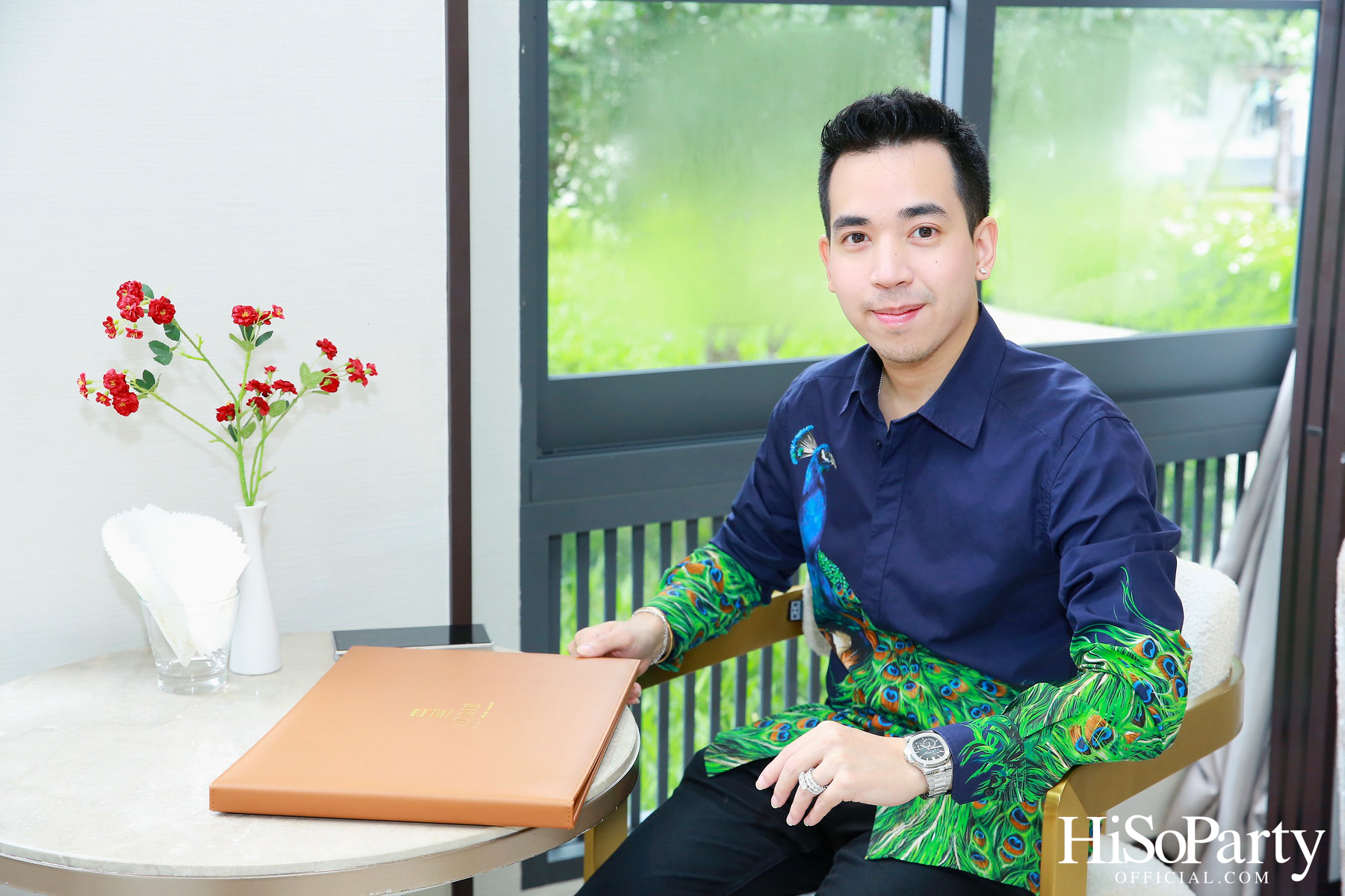 HiSoParty Magazine X AERIE