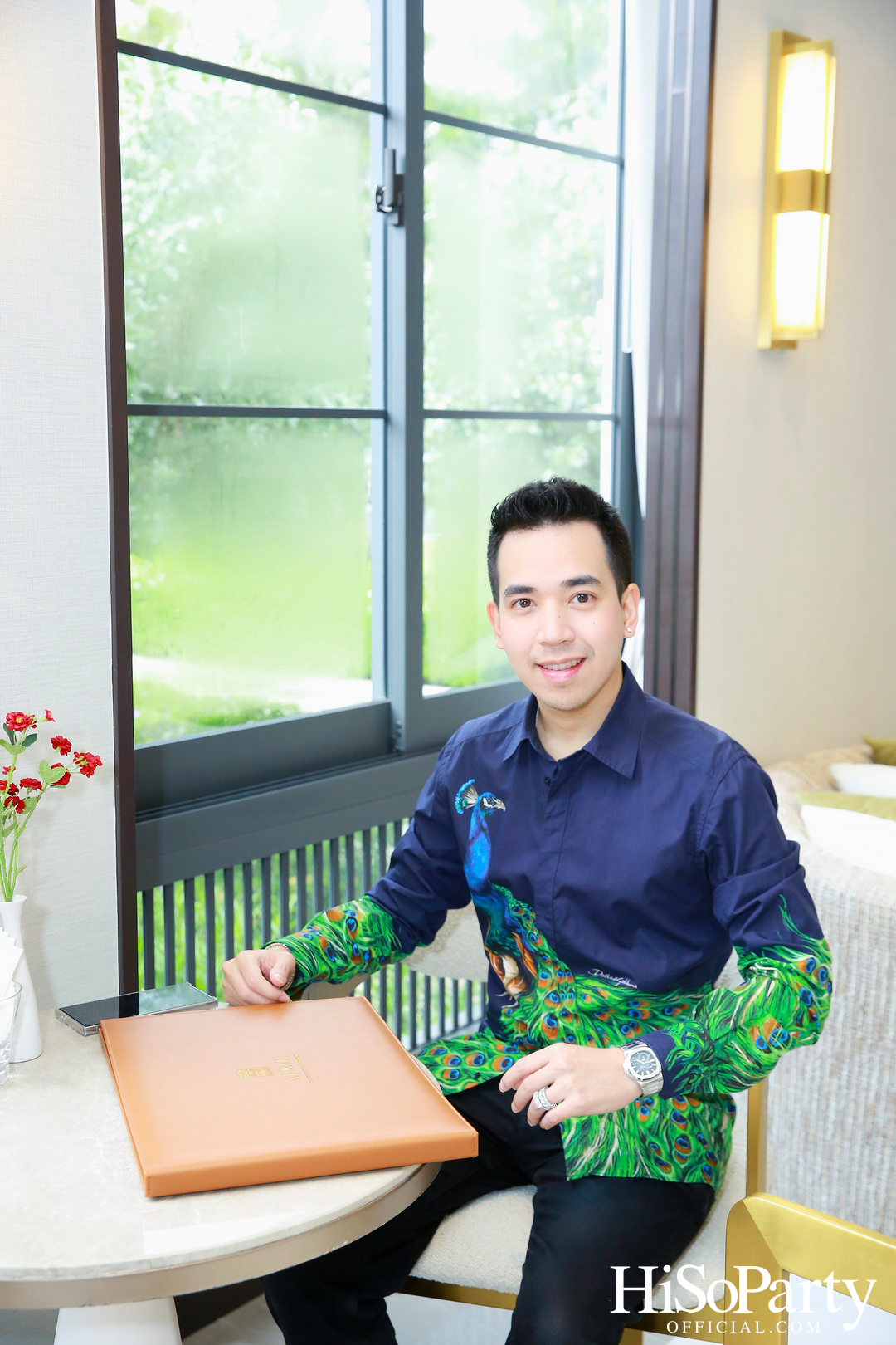 HiSoParty Magazine X AERIE