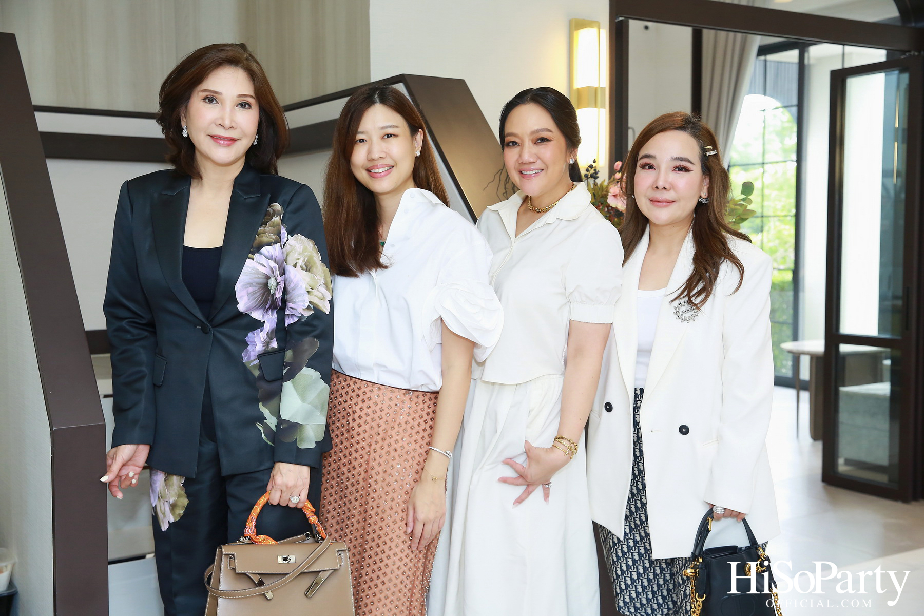 HiSoParty Magazine X AERIE