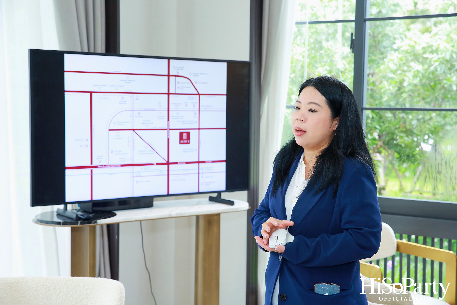 HiSoParty Magazine X AERIE