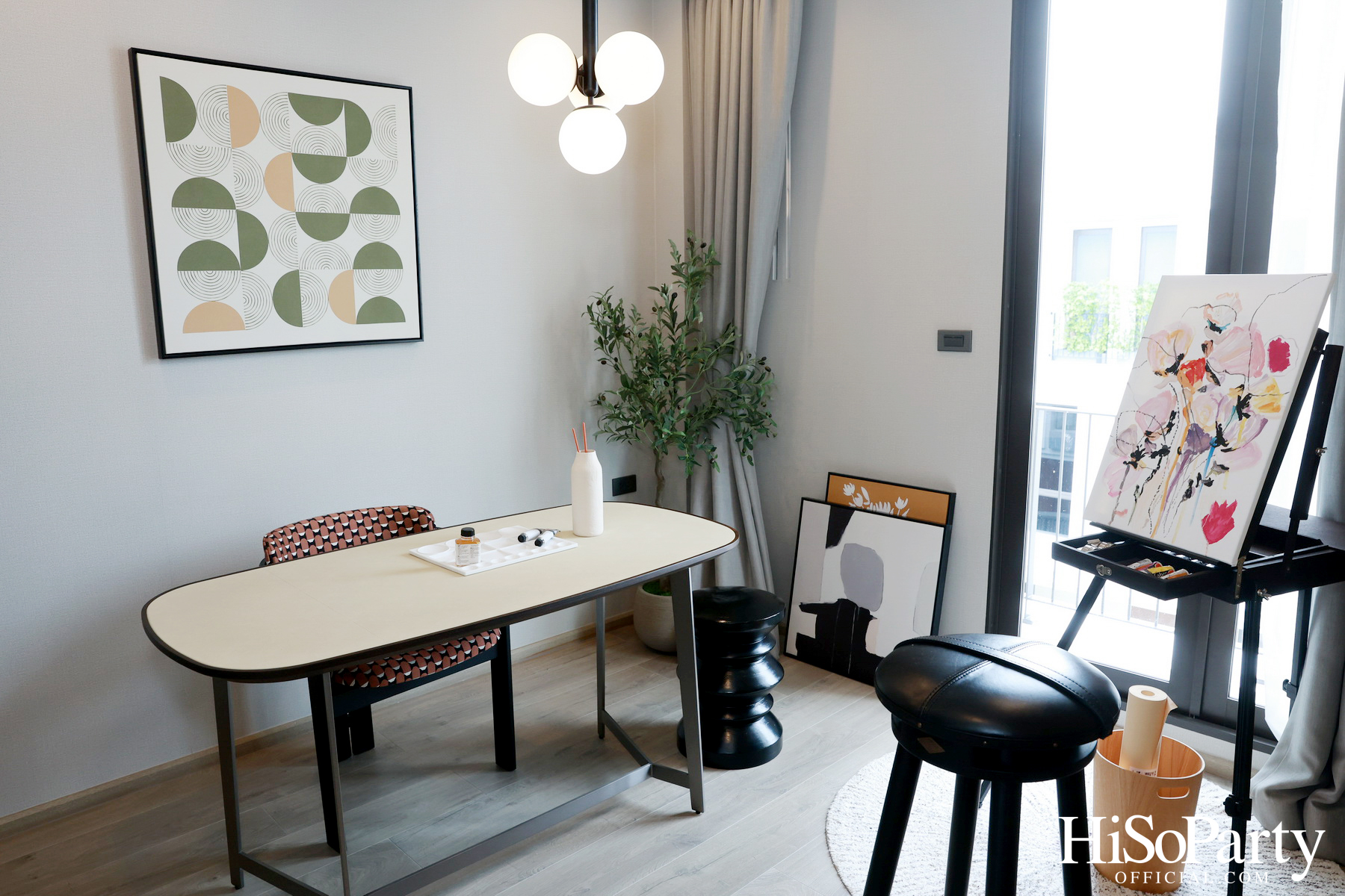 HiSoParty Magazine X AERIE