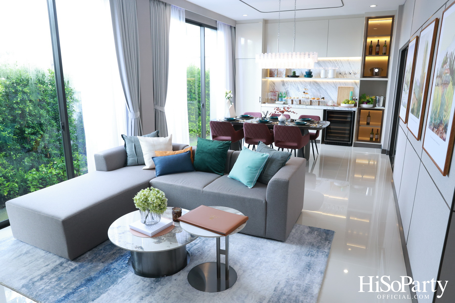 HiSoParty Magazine X AERIE