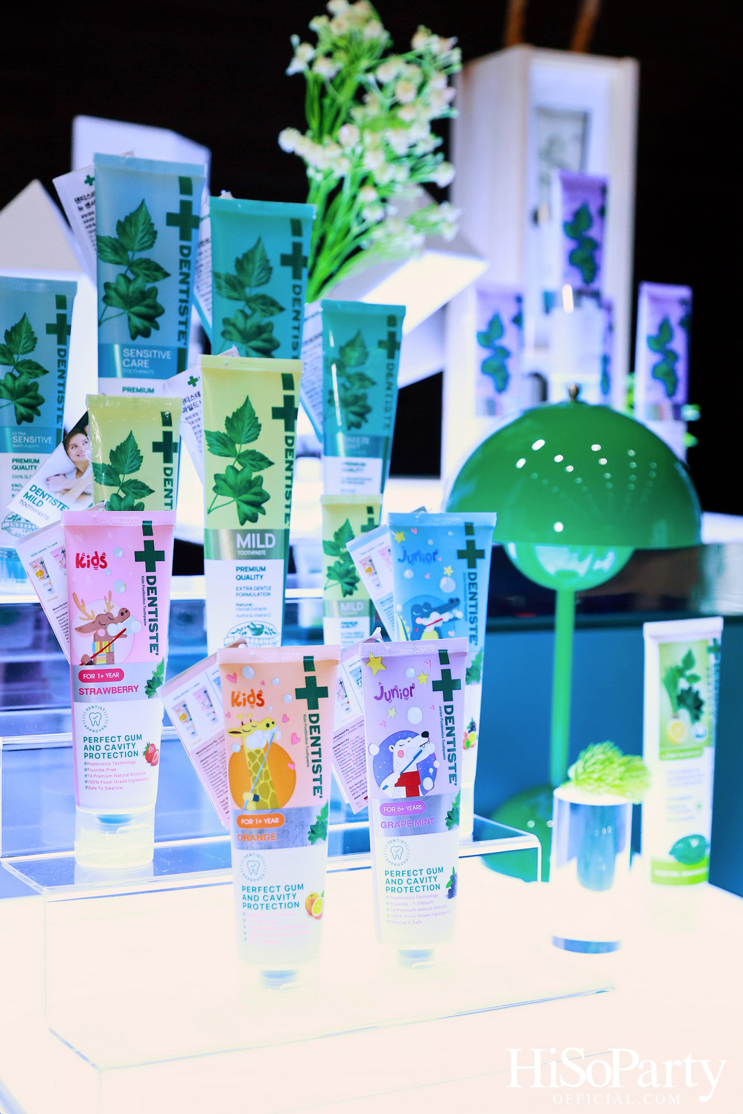 DENTISTE' แถลงข่าวเปิดตัวผลิตภัณฑ์ใหม่ ยาสีฟัน Premium Care พร้อมส่งพรีเซ็นเตอร์คู่รักหวาน ‘หมาก-คิม’ ร่วมบอกรักผ่านภาพยนตร์โฆษณาชุดล่าสุด