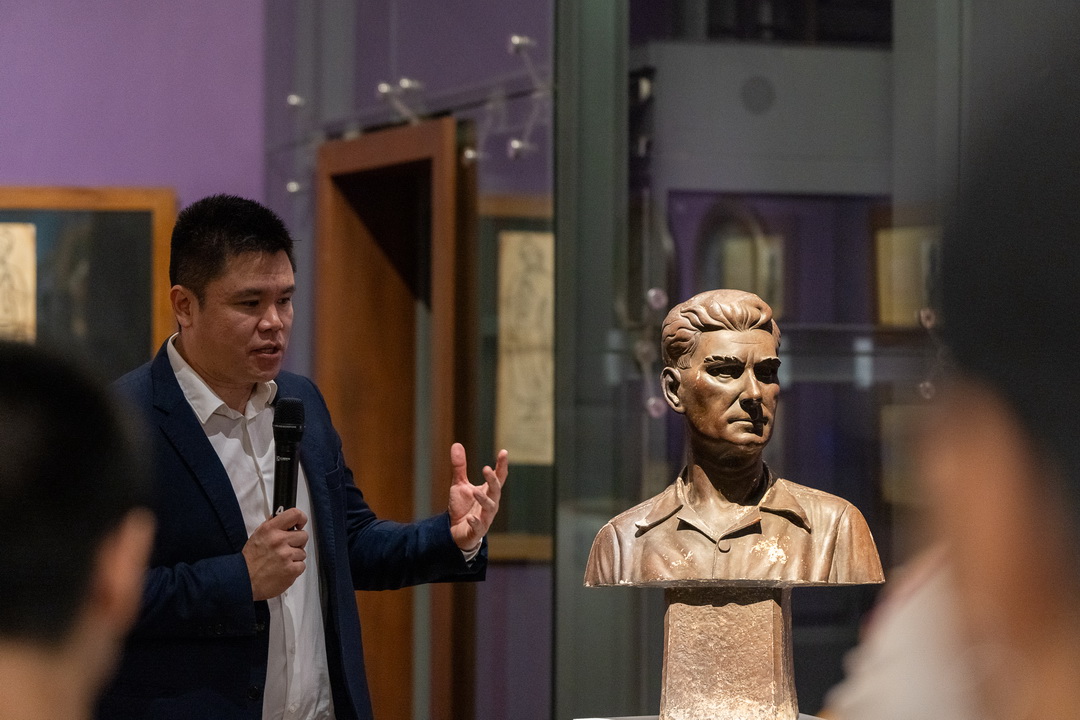 ที่สุดของนิทรรศการแห่งปีกับ 200 YEARS JOURNEY THROUGH THAI MODERN ART HISTORY ร้อยเรียงเรื่องราวประวัติศาสตร์ศิลป์จากขรัวอินโข่ง ถึง Crybaby