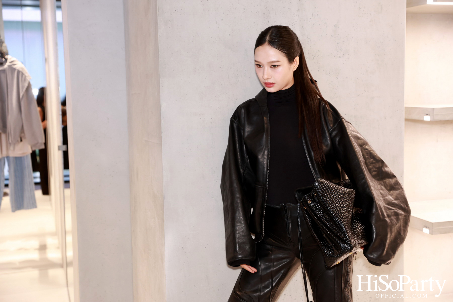 Balenciaga เปิดตัวสโตร์ใหม่ที่เอ็มควอเทียร์ ด้วยดีไซน์ Raw Architecture