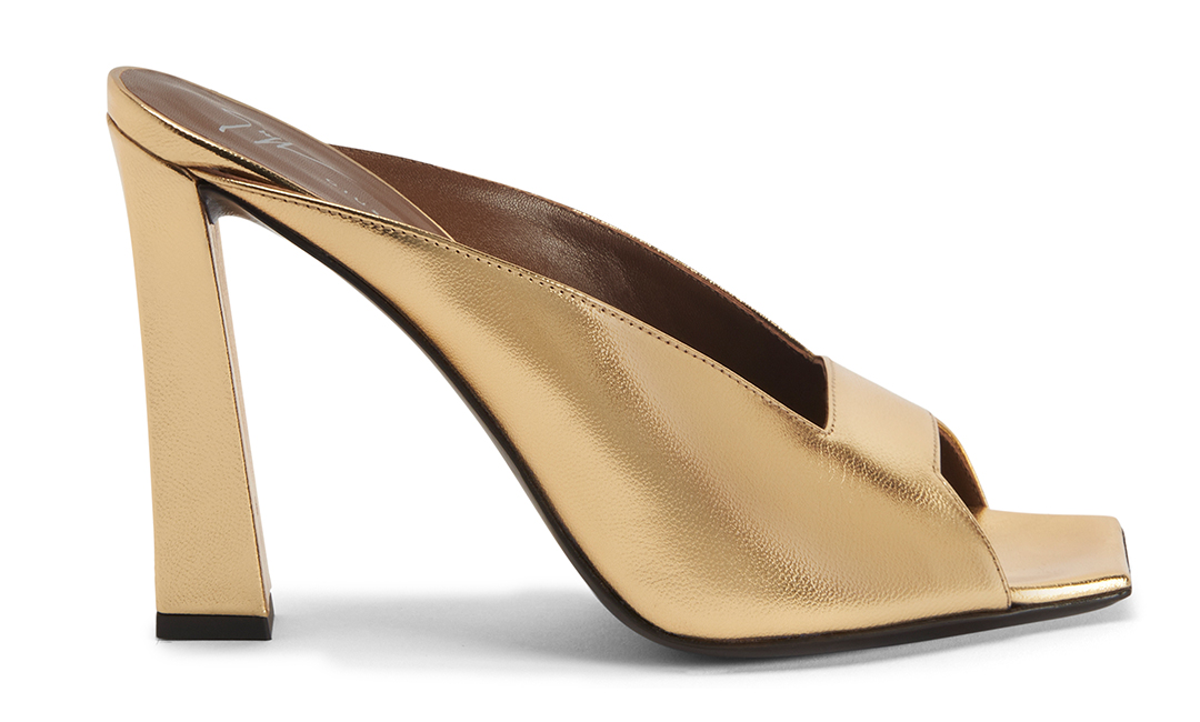 Giuseppe Zanotti Fall-Winter 2024: การกลับมาของสไตล์มินิมอลในยุค 90s