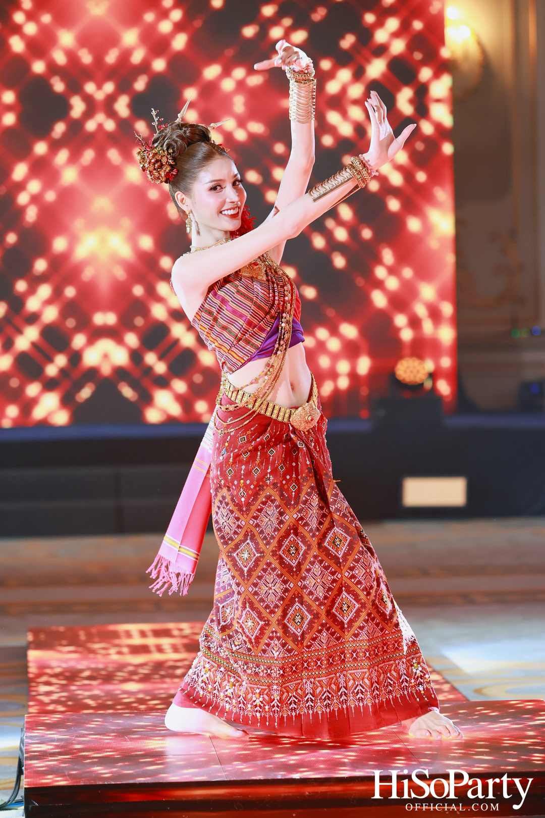 Thainess Fashion Show