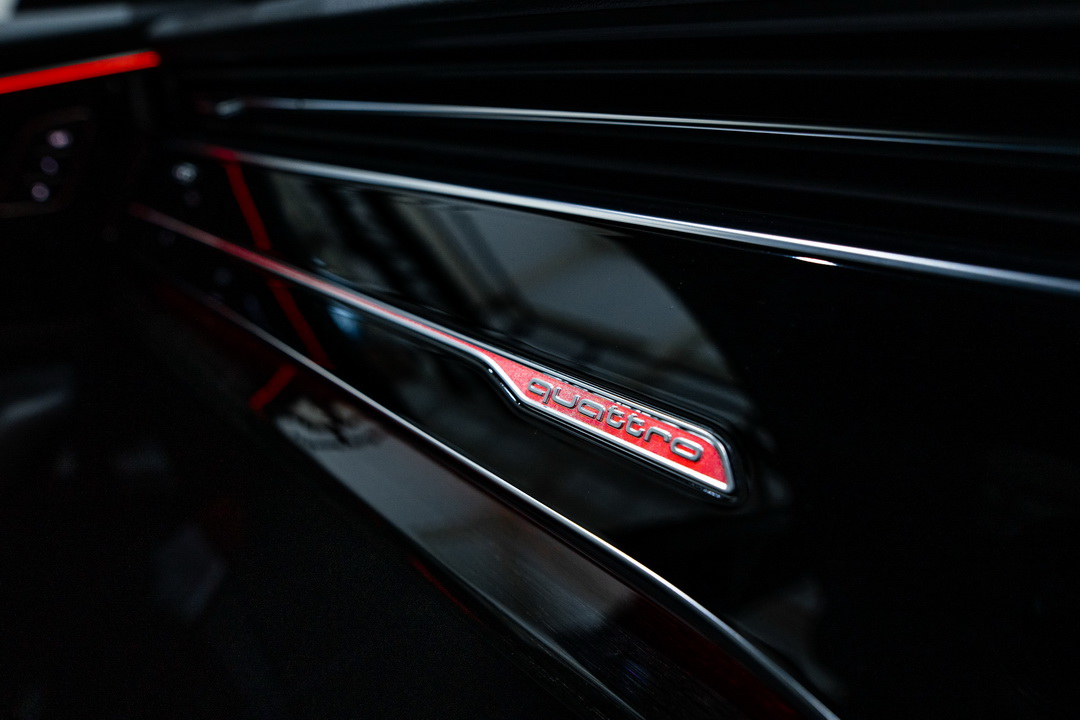 Audi เปิดตัว Flagship SUV ตัวท็อป Q8 ขุมพลัง Plug-in Hybrid เจเนอเรชั่นล่าสุดที่เซ็นทรัลเอ็มบาสซี 