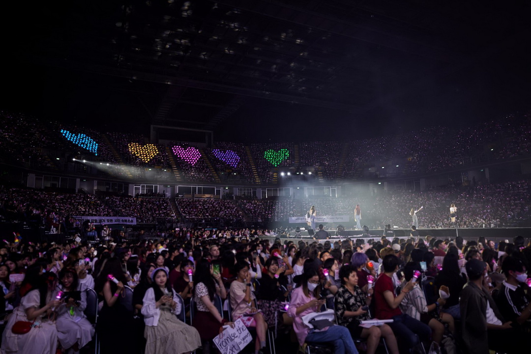 ประมวลภาพความสุขความทรงจำระหว่าง Red Velvet และ ReVeluv ใน 2024 Red Velvet FANCON TOUR (HAPPINESS : My Dear, ReVe1uv) in BANGKOK