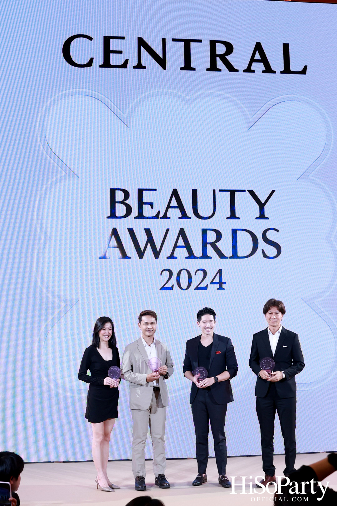 งานประกาศรางวัล ‘Central Beauty Awards 2024’ รางวัลสุดยอดบิวตี้ ไอเทมแห่งปี พร้อมเผยโฉมใหม่ ‘Beauty Galerie ห้างเซ็นทรัลชิดลม’