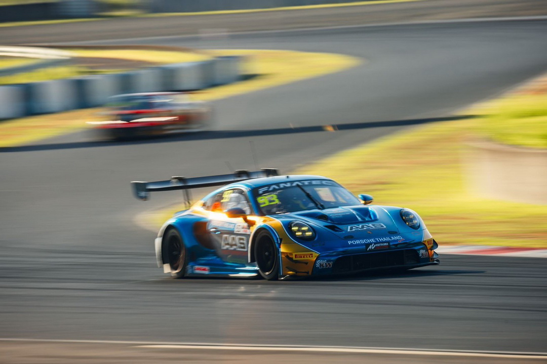 เต๊อะ วุฒิกร และทีมเมทคว้า ‘Top 5’ ในการแข่งขัน Fanatec GT World Challenge Asia 2024 - Round 5 ณ สนามโอกายามะ ประเทศญี่ปุ่น