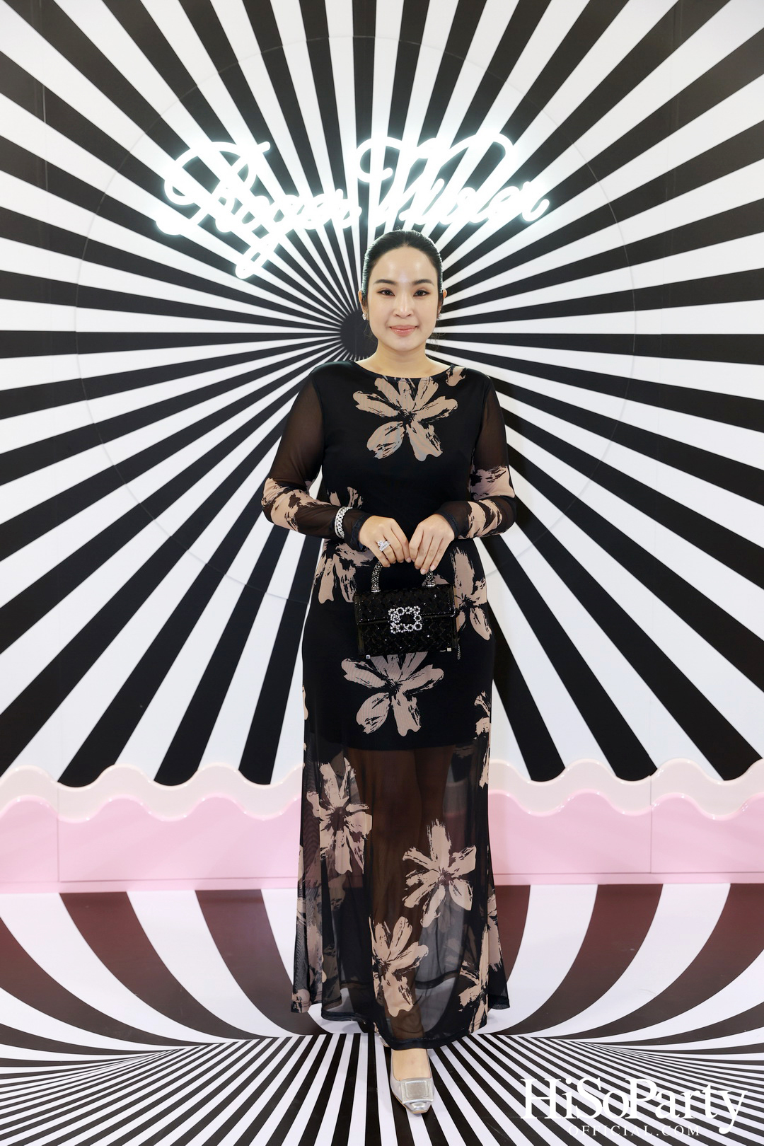 Roger Vivier เปิดตัว VIVIER OP-TICAL POP-UP ในประเทศไทย