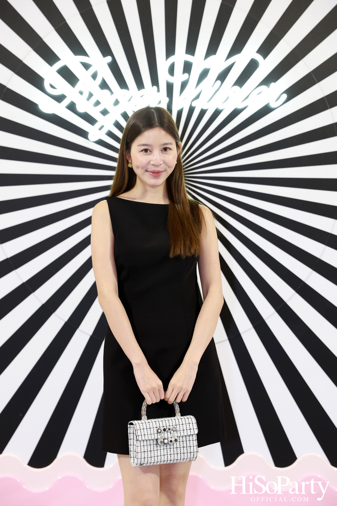 Roger Vivier เปิดตัว VIVIER OP-TICAL POP-UP ในประเทศไทย