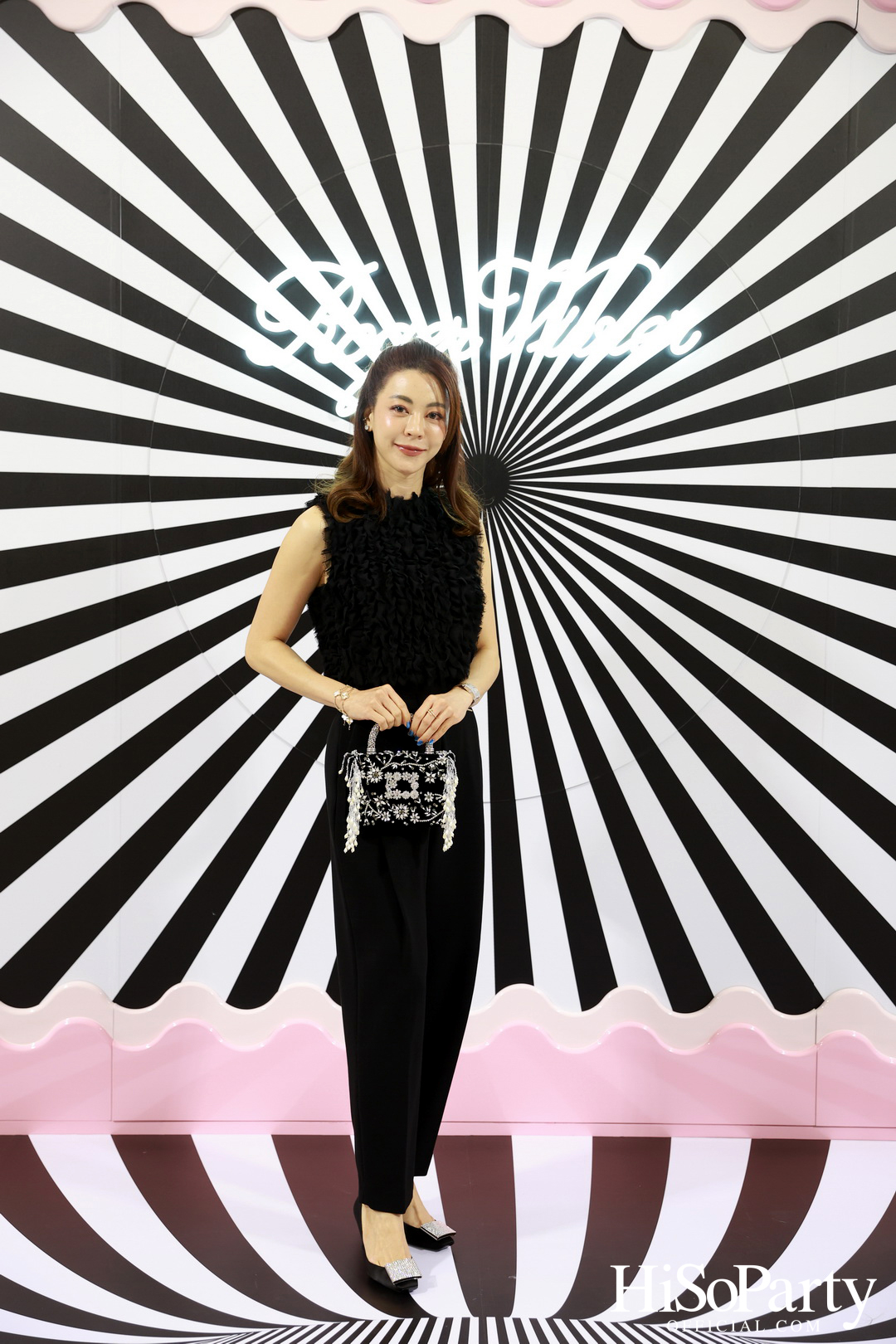 Roger Vivier เปิดตัว VIVIER OP-TICAL POP-UP ในประเทศไทย