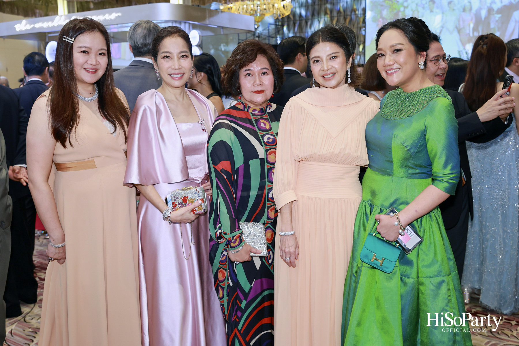 งานฉลองสมรสพระราชทานระหว่าง พสุ ลิปตพัลลภ และ ปัทมรัตน์ พหิทธานุกร