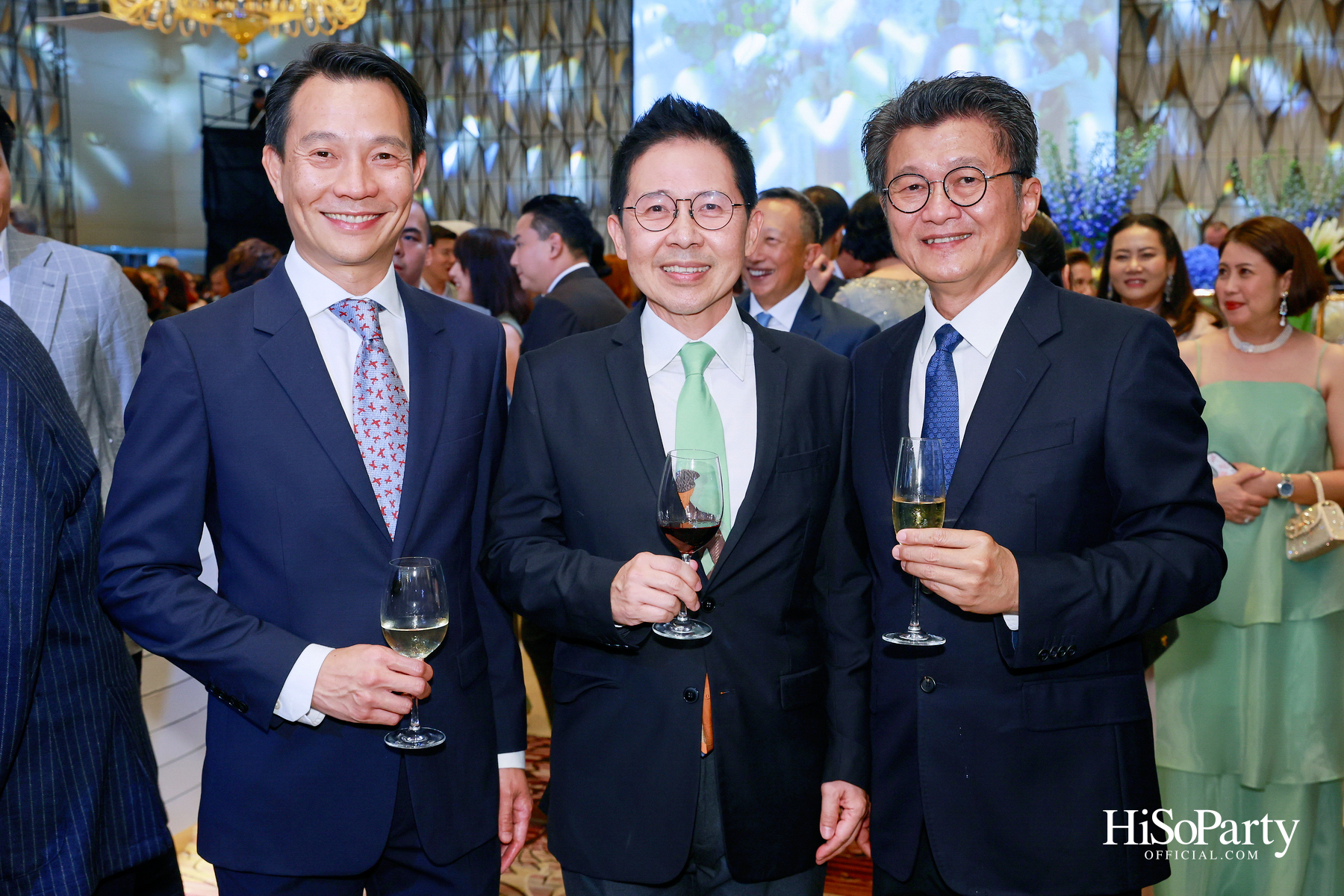 งานฉลองสมรสพระราชทานระหว่าง พสุ ลิปตพัลลภ และ ปัทมรัตน์ พหิทธานุกร