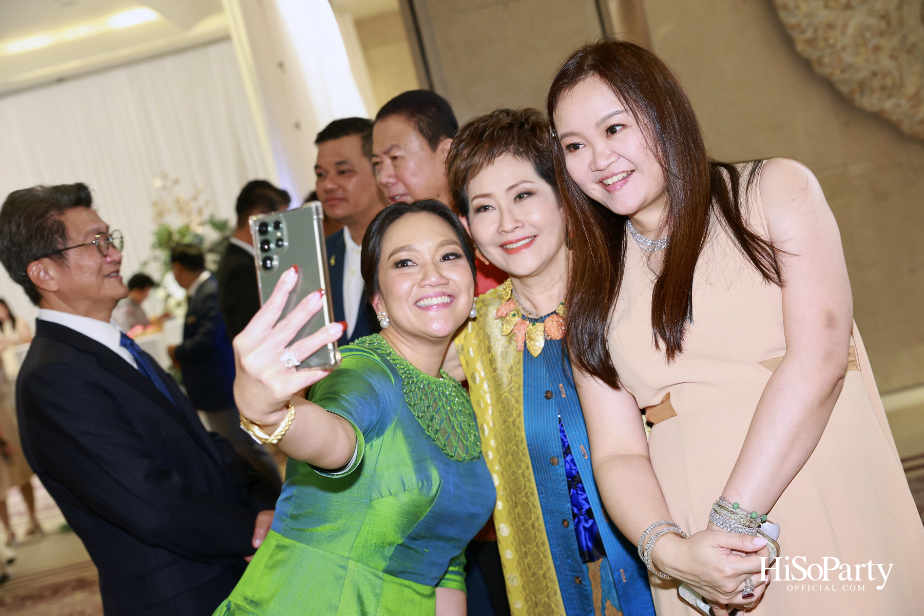 งานฉลองสมรสพระราชทานระหว่าง พสุ ลิปตพัลลภ และ ปัทมรัตน์ พหิทธานุกร