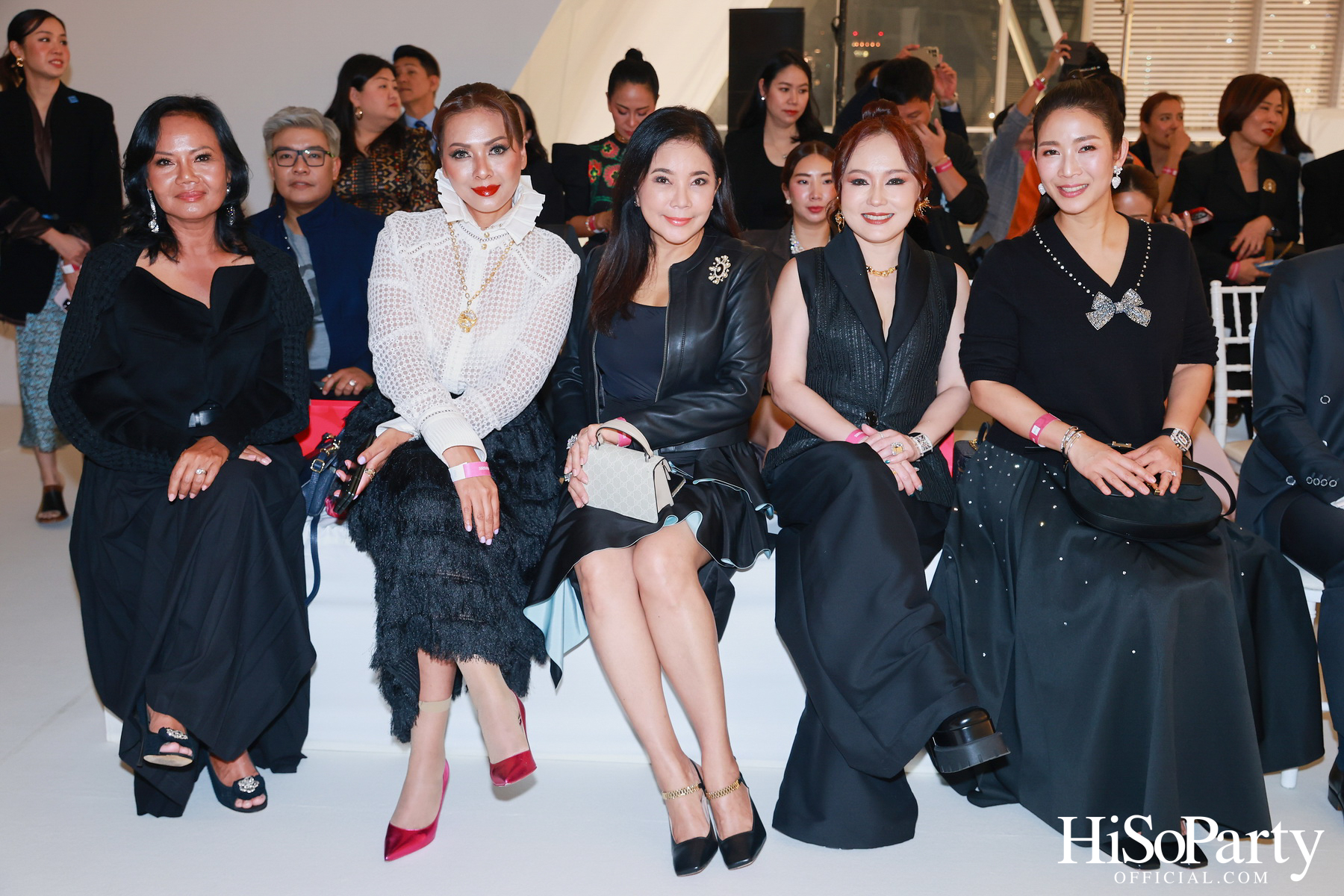 SIRIVANNAVARI นำเสนอแฟชั่นโชว์ Autumn/Winter 2024-2025 ในธีม ‘Women in Art’ ณ หอศิลป์แห่งชาติ กระทรวงวัฒนธรรม