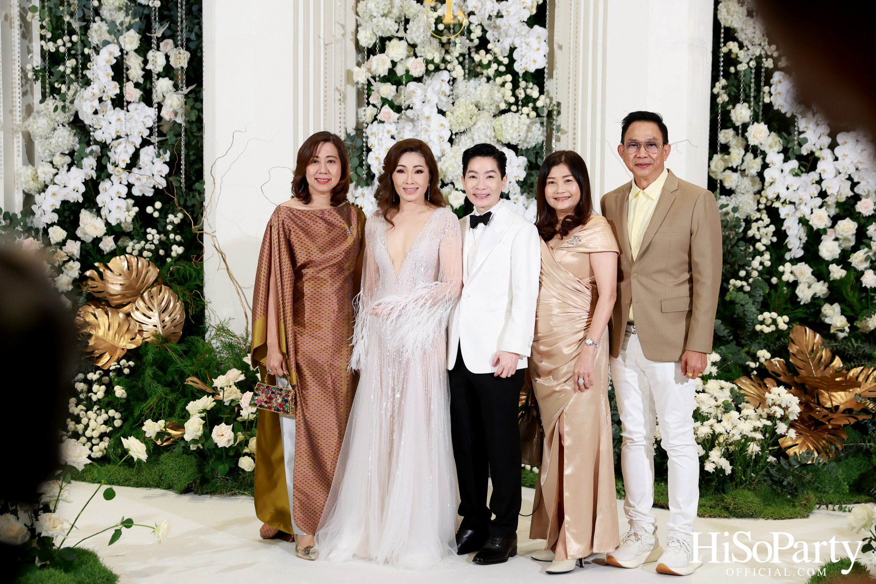 #AoiMod811 งานฉลองมงคลสมรสระหว่าง ดร.ปริสุทธิ์ รัตนมหาวงศ์ และ ดร.ปฏิมากร ใจอ่อน 