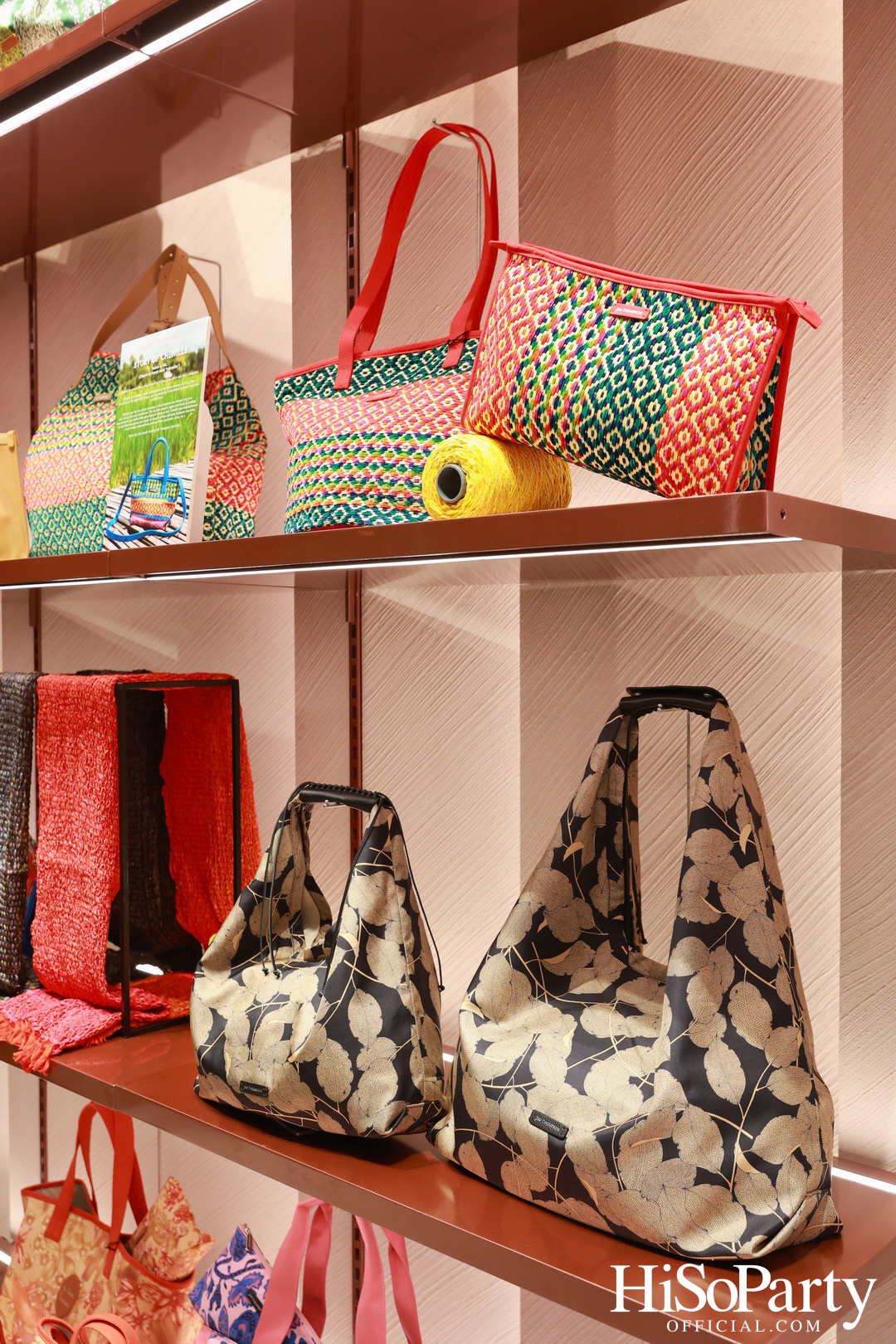 JIM THOMPSON LIFESTYLE STORE AT ONE BANGKOK