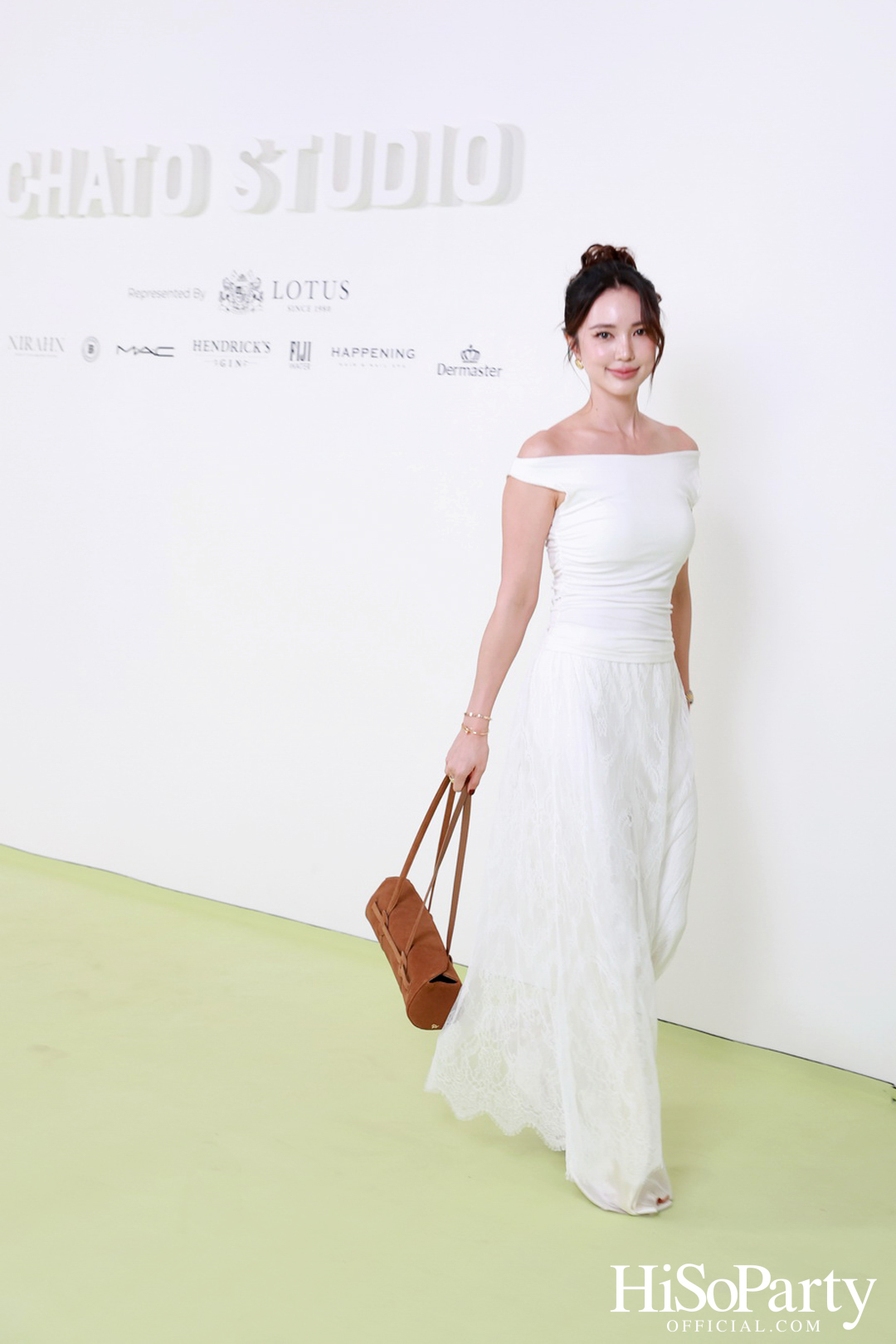 CHATO STUDIO THE DANCING PILLOW FASHION SHOW