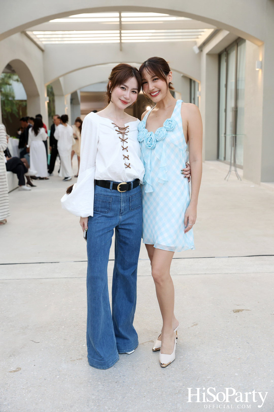 CHATO STUDIO THE DANCING PILLOW FASHION SHOW