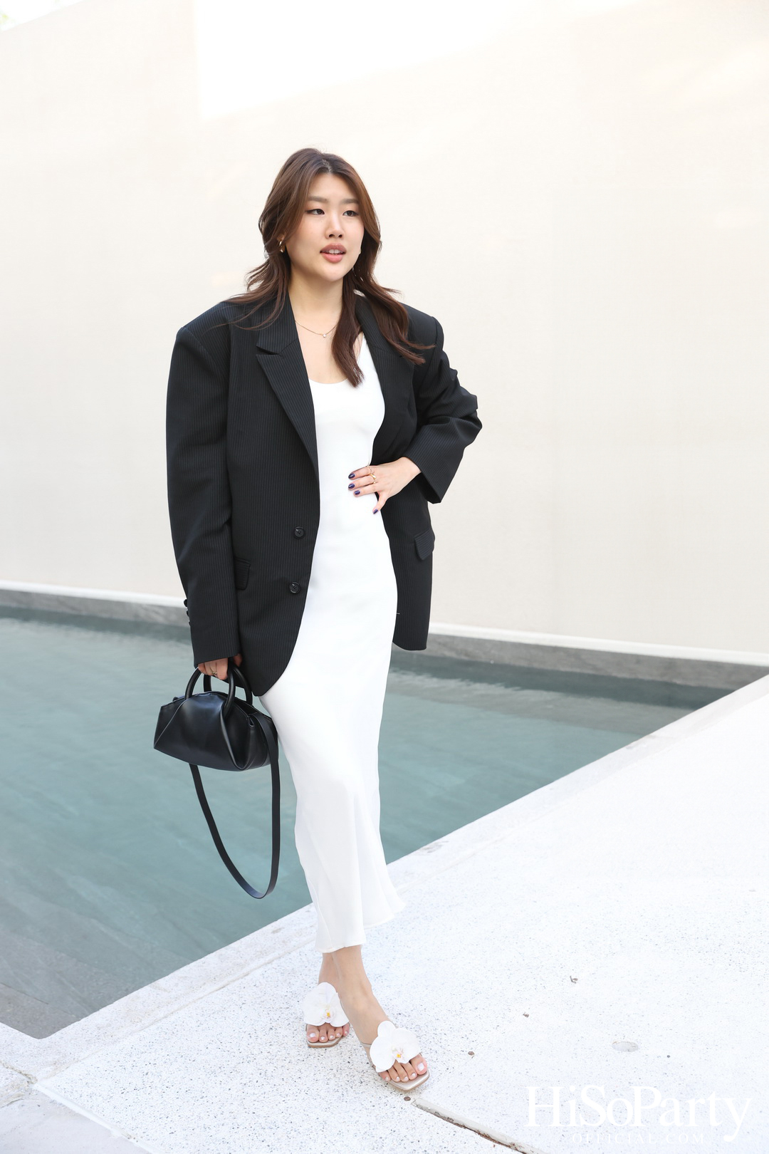 CHATO STUDIO THE DANCING PILLOW FASHION SHOW