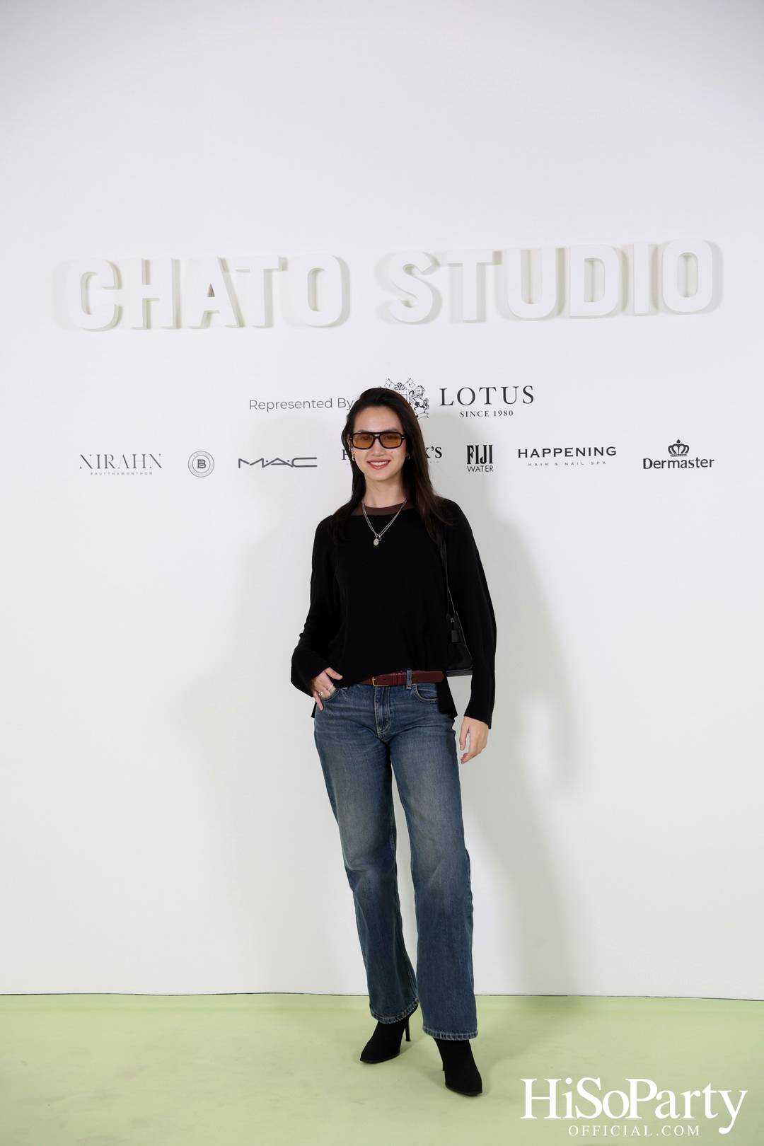 CHATO STUDIO THE DANCING PILLOW FASHION SHOW