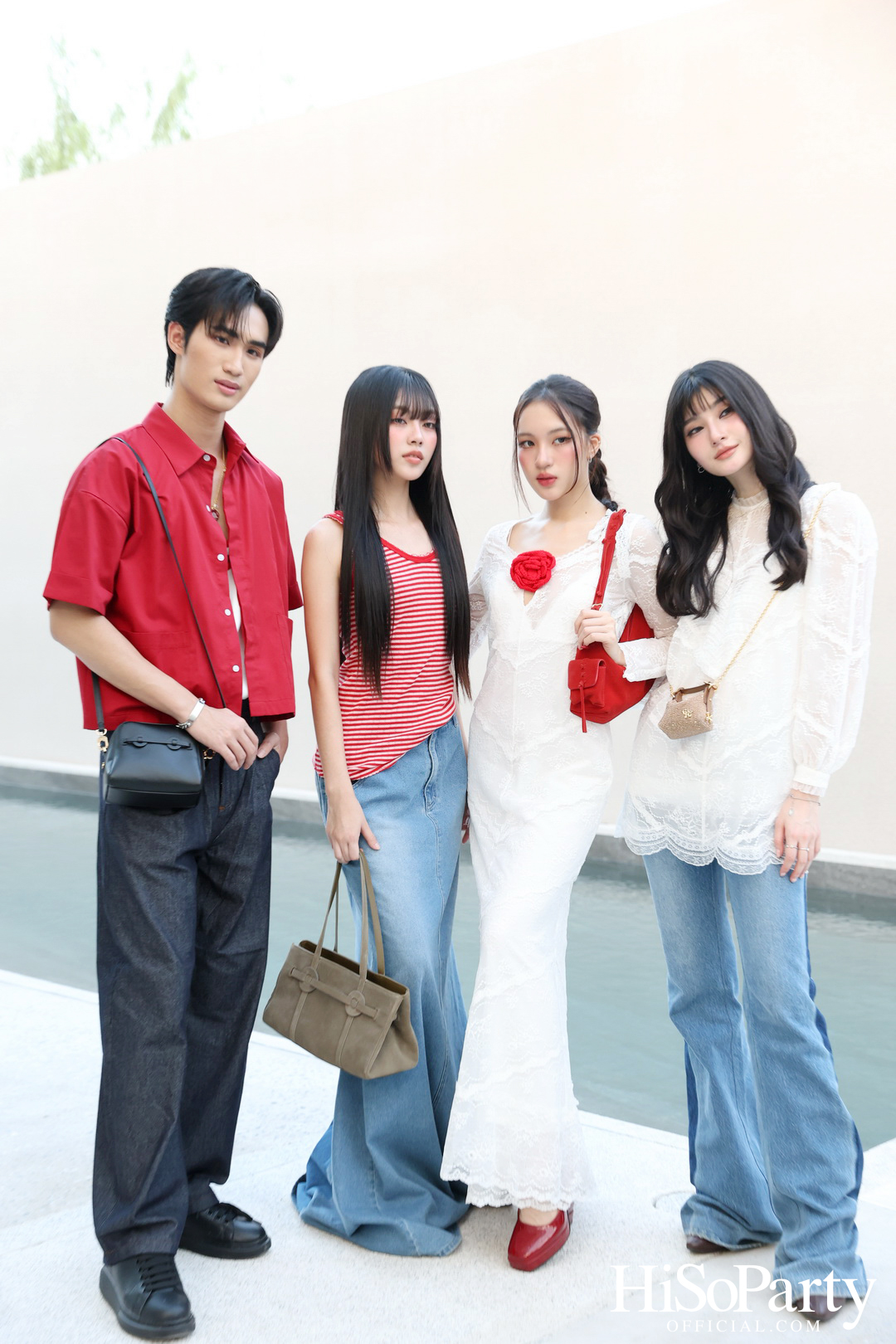 CHATO STUDIO THE DANCING PILLOW FASHION SHOW