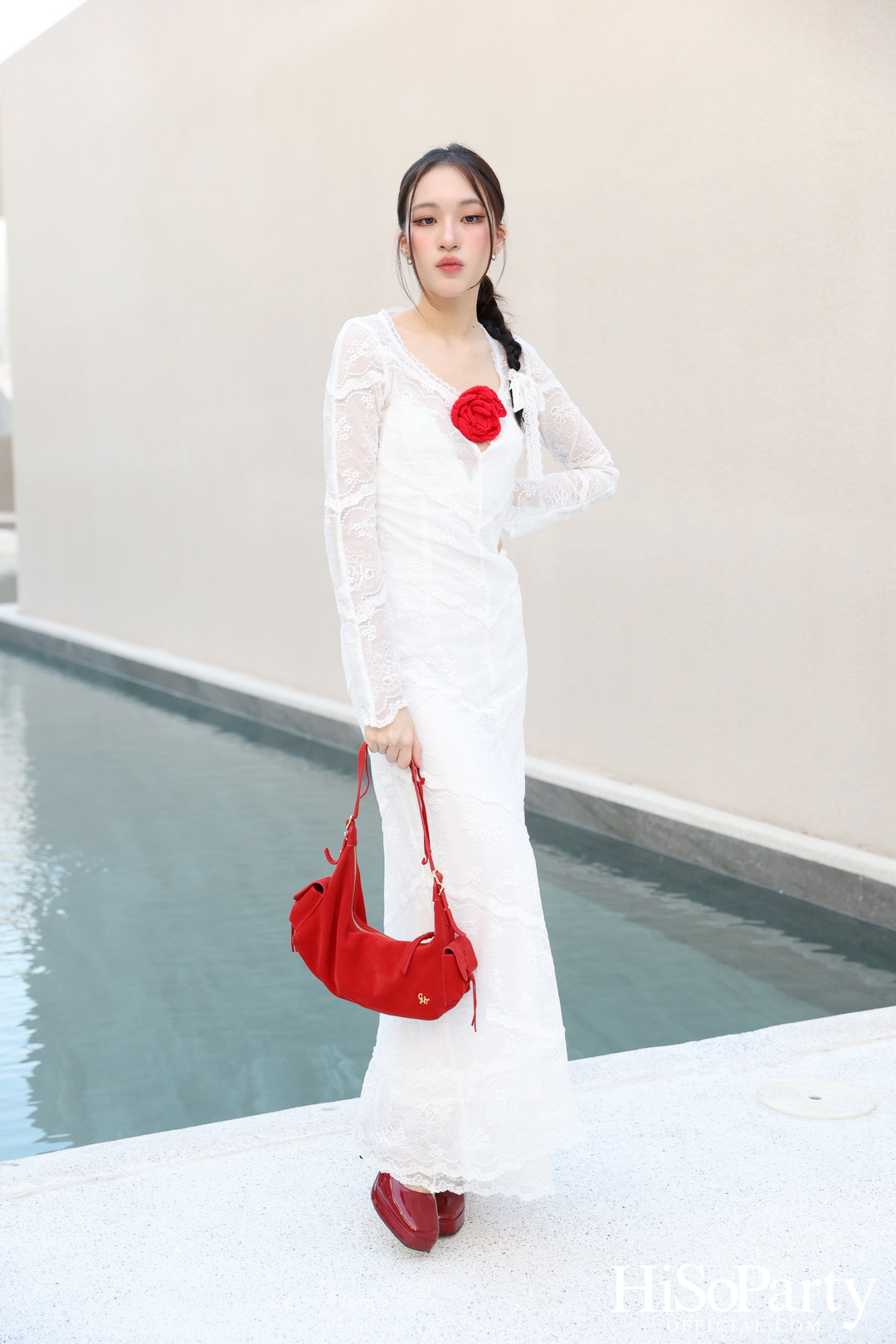 CHATO STUDIO THE DANCING PILLOW FASHION SHOW