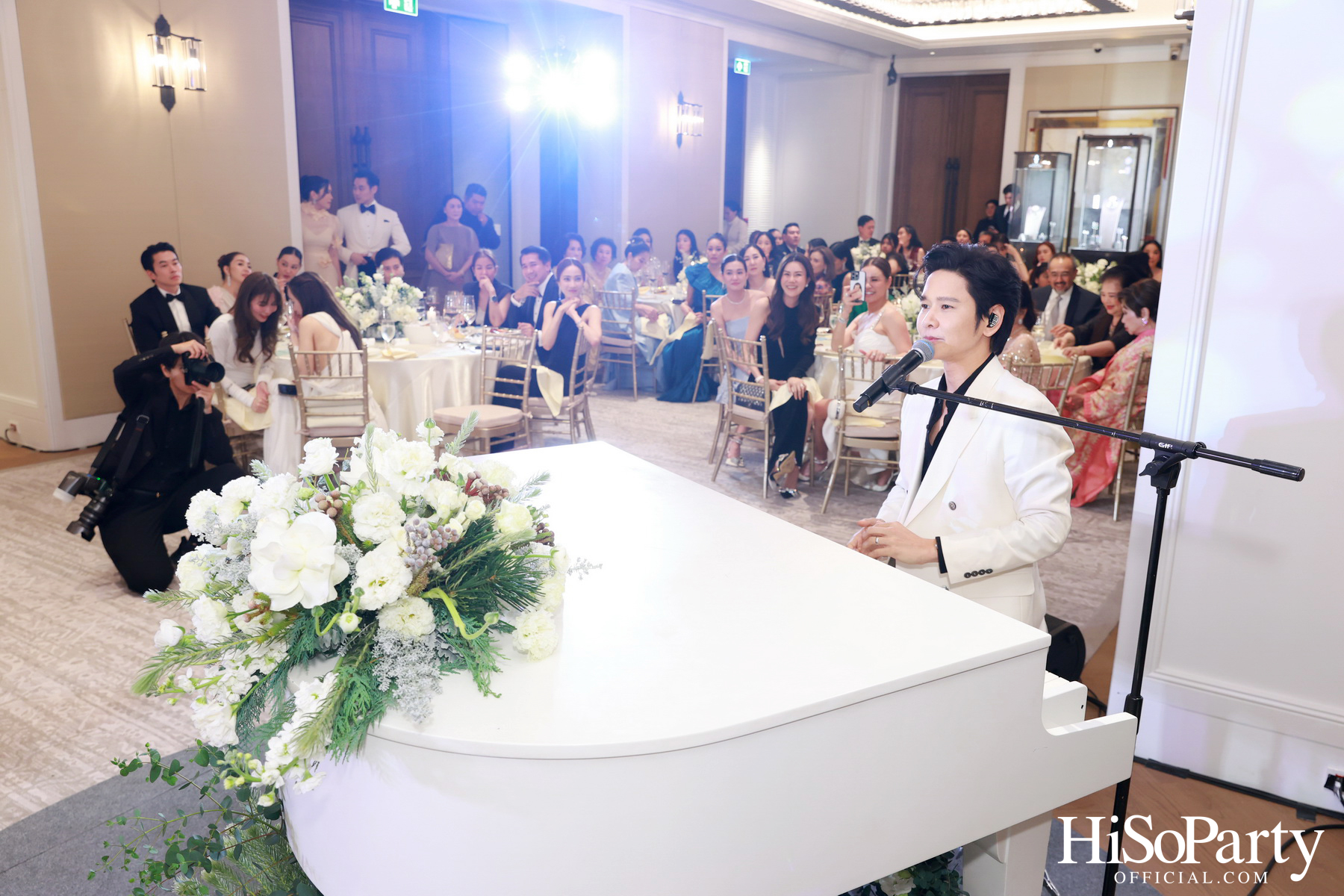 GEMS PAVILION จัดงานเปิดคอลเลกชั่นใหม่ ‘Brighten the Canvas’ เล่าเรื่องราวผ่านเครื่องประดับแรงบันดาลใจแห่งเส้นสายธรรมชาติ