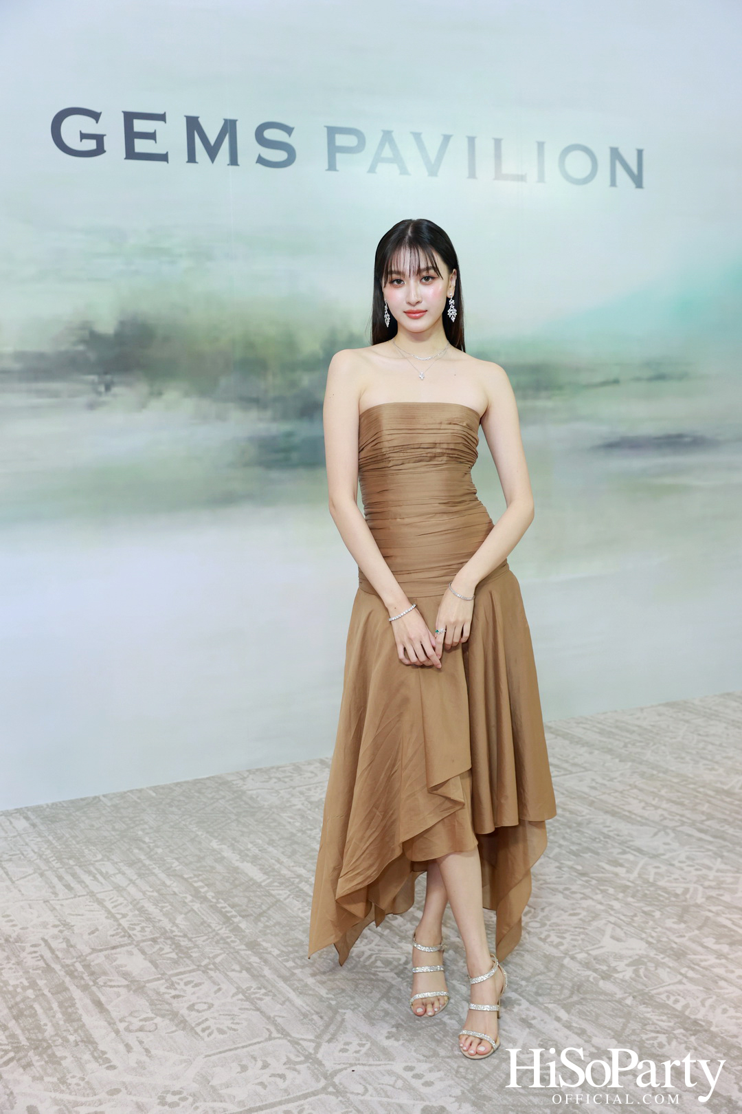 GEMS PAVILION จัดงานเปิดคอลเลกชั่นใหม่ ‘Brighten the Canvas’ เล่าเรื่องราวผ่านเครื่องประดับแรงบันดาลใจแห่งเส้นสายธรรมชาติ