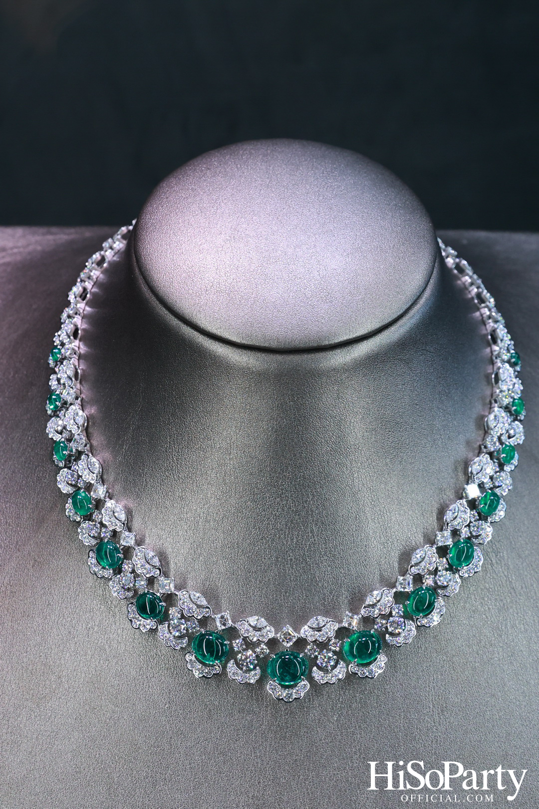 GEMS PAVILION จัดงานเปิดคอลเลกชั่นใหม่ ‘Brighten the Canvas’ เล่าเรื่องราวผ่านเครื่องประดับแรงบันดาลใจแห่งเส้นสายธรรมชาติ