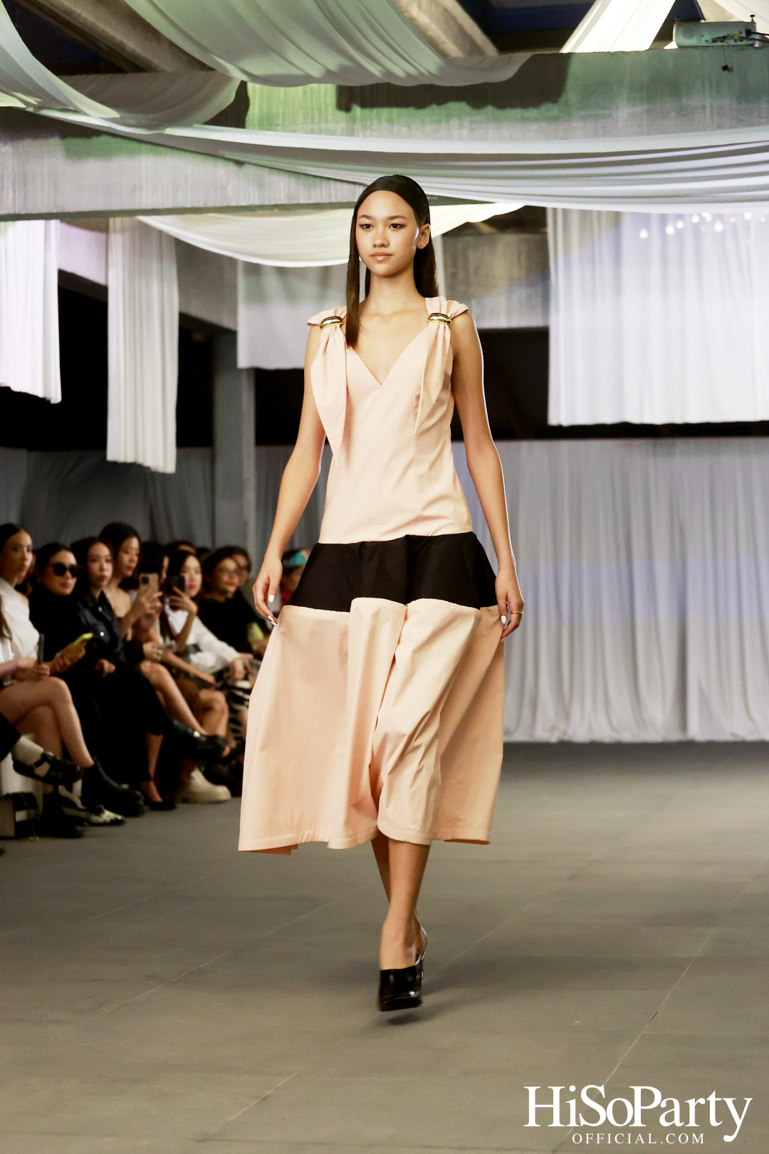 ARCHIVE026 FALL/WINTER 2024 COLLECTION SHOW: A MULTISENSORY REVERIE