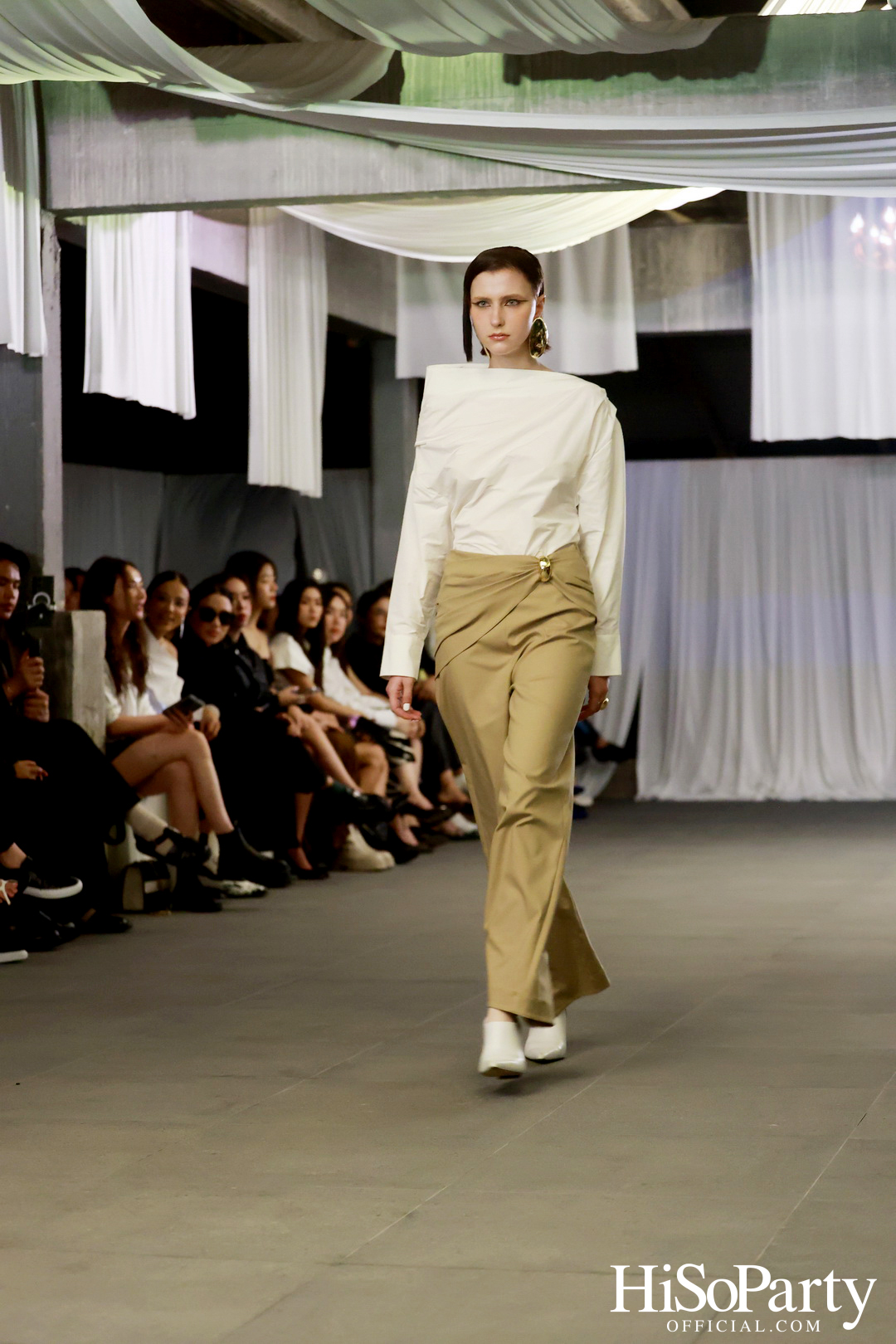 ARCHIVE026 FALL/WINTER 2024 COLLECTION SHOW: A MULTISENSORY REVERIE