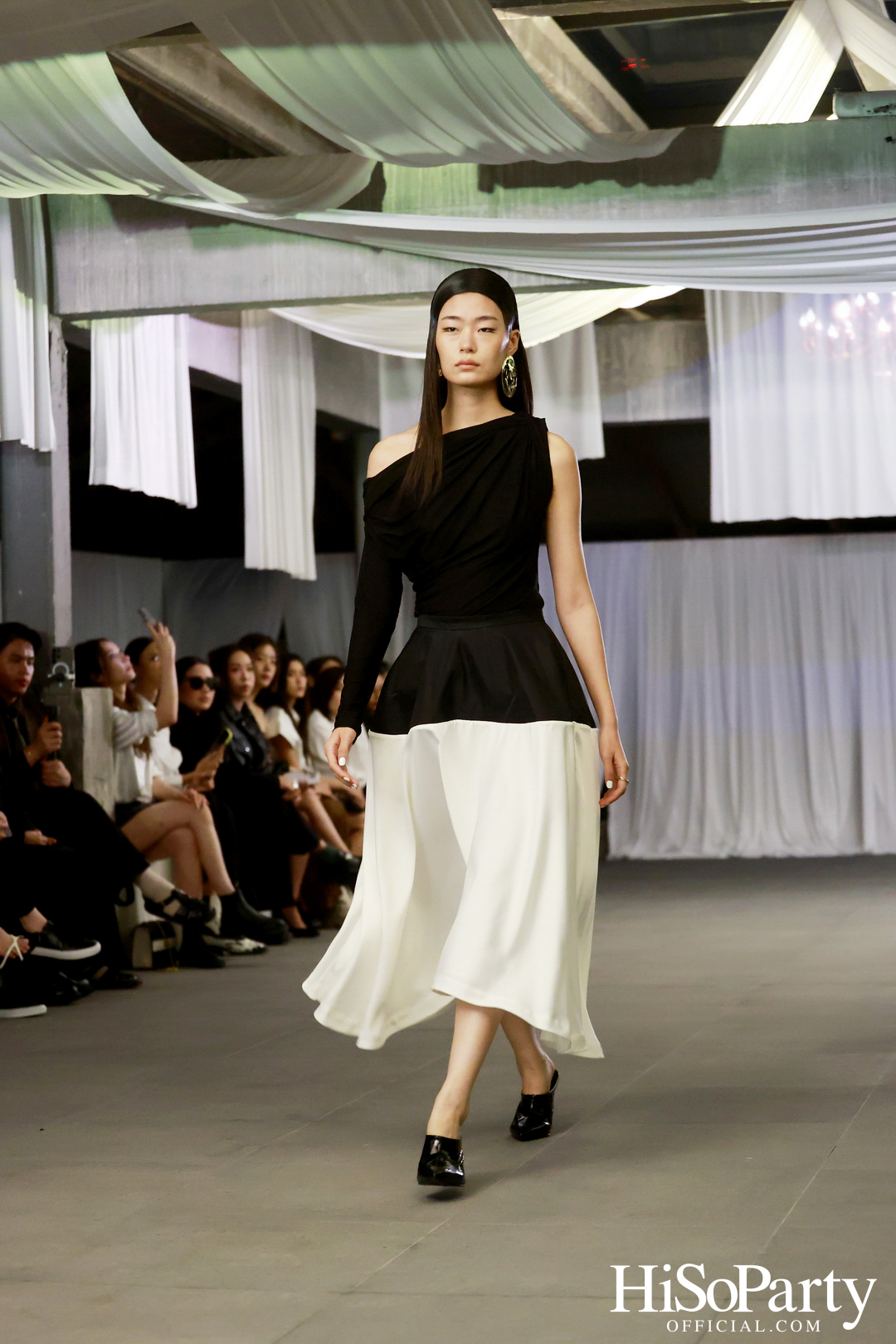 ARCHIVE026 FALL/WINTER 2024 COLLECTION SHOW: A MULTISENSORY REVERIE