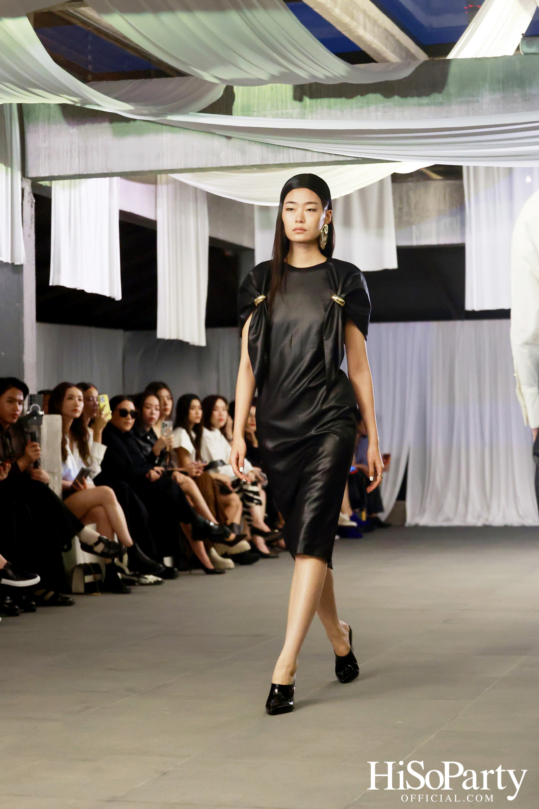 ARCHIVE026 FALL/WINTER 2024 COLLECTION SHOW: A MULTISENSORY REVERIE