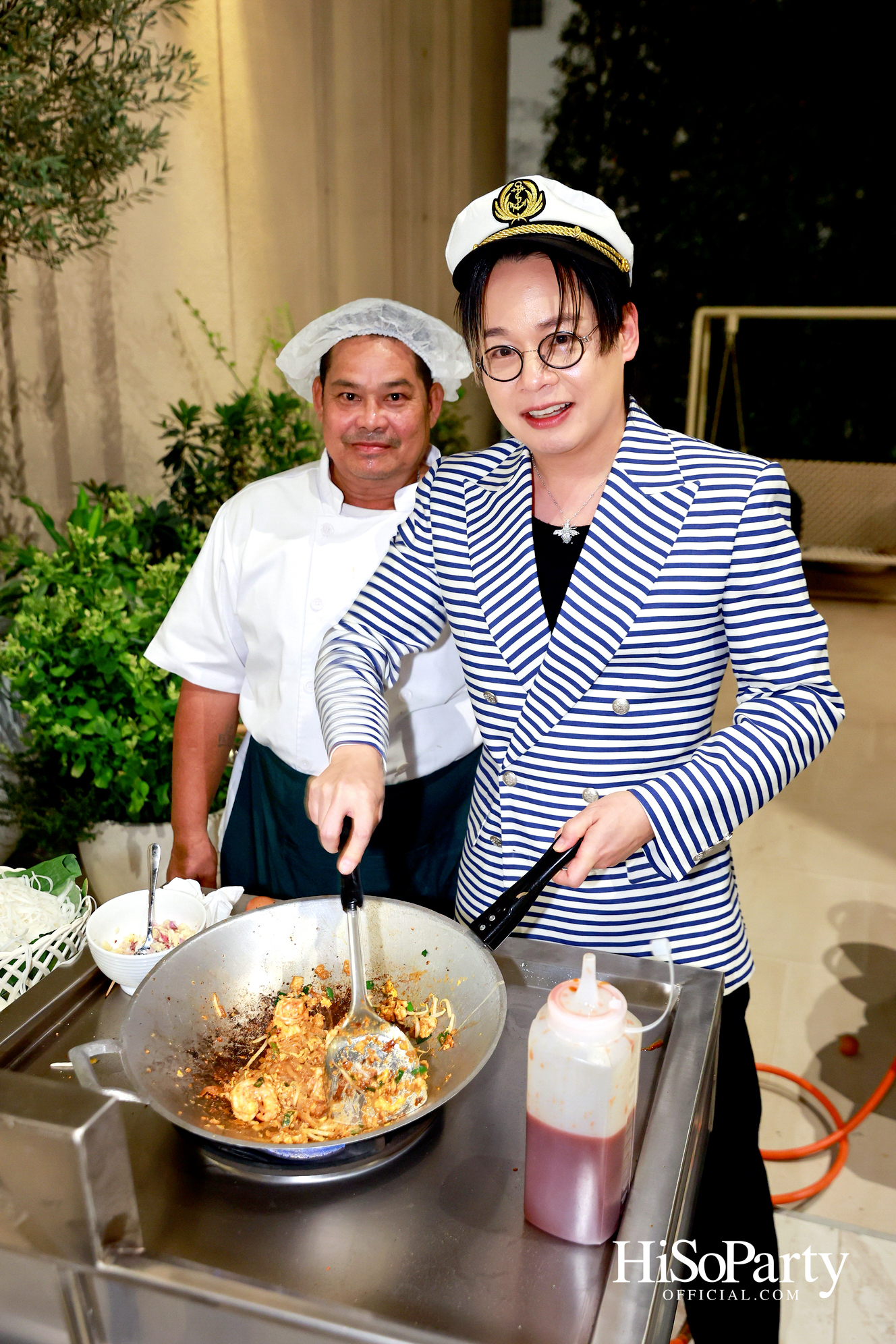 อุษณีย์ มหากิจศิริ ลีโอณีโอ เปิดบ้านจัดงานปาร์ตี้คริสต์มาส-ปีใหม่สุดอบอุ่น