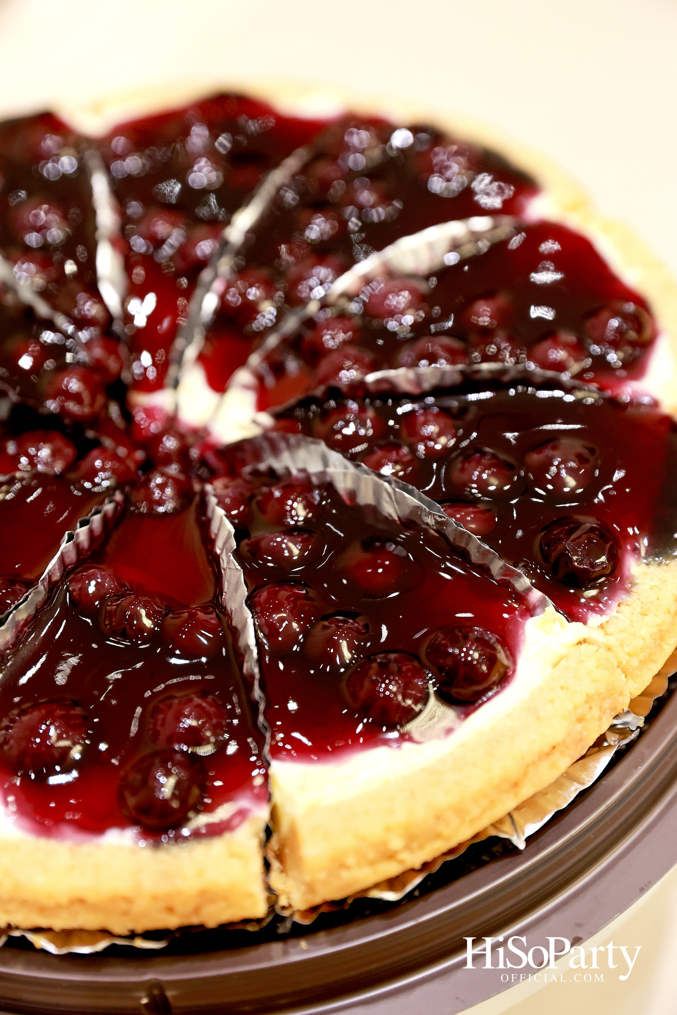 อุษณีย์ มหากิจศิริ ลีโอณีโอ เปิดบ้านจัดงานปาร์ตี้คริสต์มาส-ปีใหม่สุดอบอุ่น