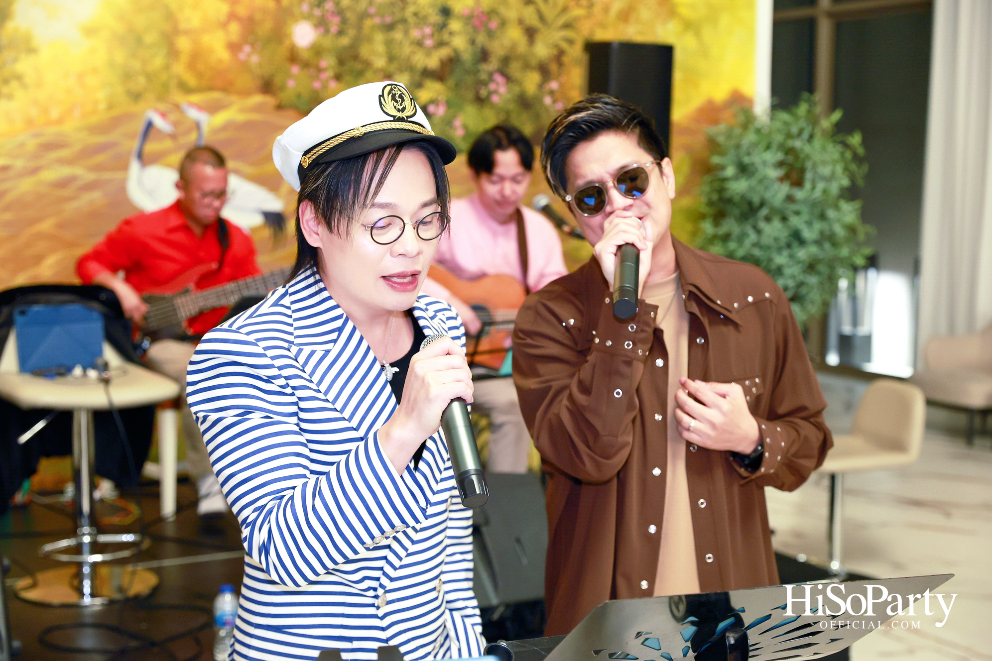 อุษณีย์ มหากิจศิริ ลีโอณีโอ เปิดบ้านจัดงานปาร์ตี้คริสต์มาส-ปีใหม่สุดอบอุ่น