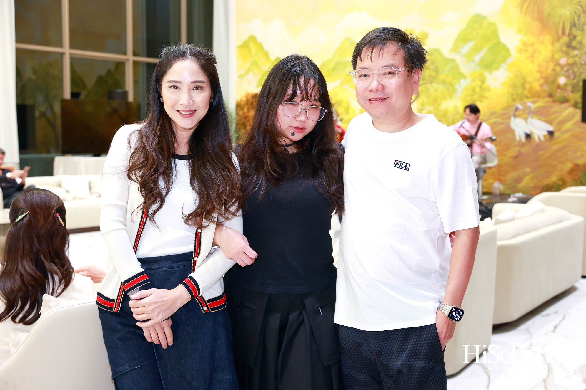 อุษณีย์ มหากิจศิริ ลีโอณีโอ เปิดบ้านจัดงานปาร์ตี้คริสต์มาส-ปีใหม่สุดอบอุ่น