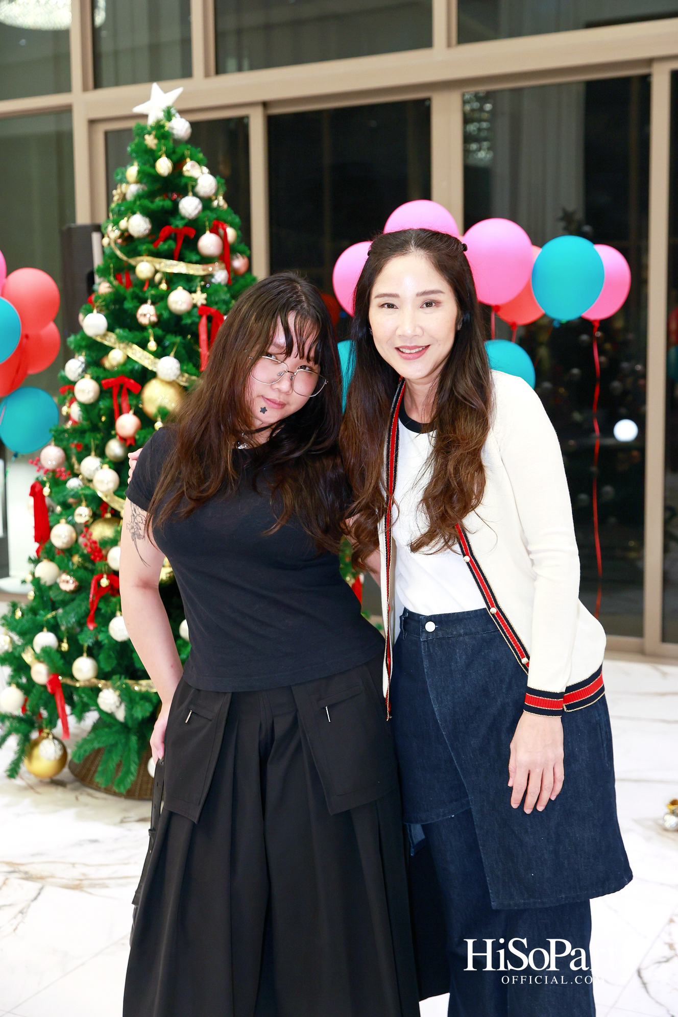 อุษณีย์ มหากิจศิริ ลีโอณีโอ เปิดบ้านจัดงานปาร์ตี้คริสต์มาส-ปีใหม่สุดอบอุ่น