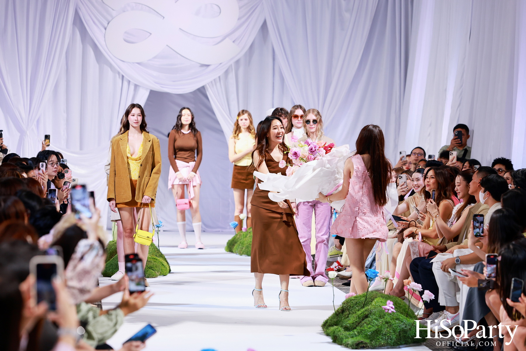 HOUSE OF LITTLEBUNNY 10th Years Anniversary Collection