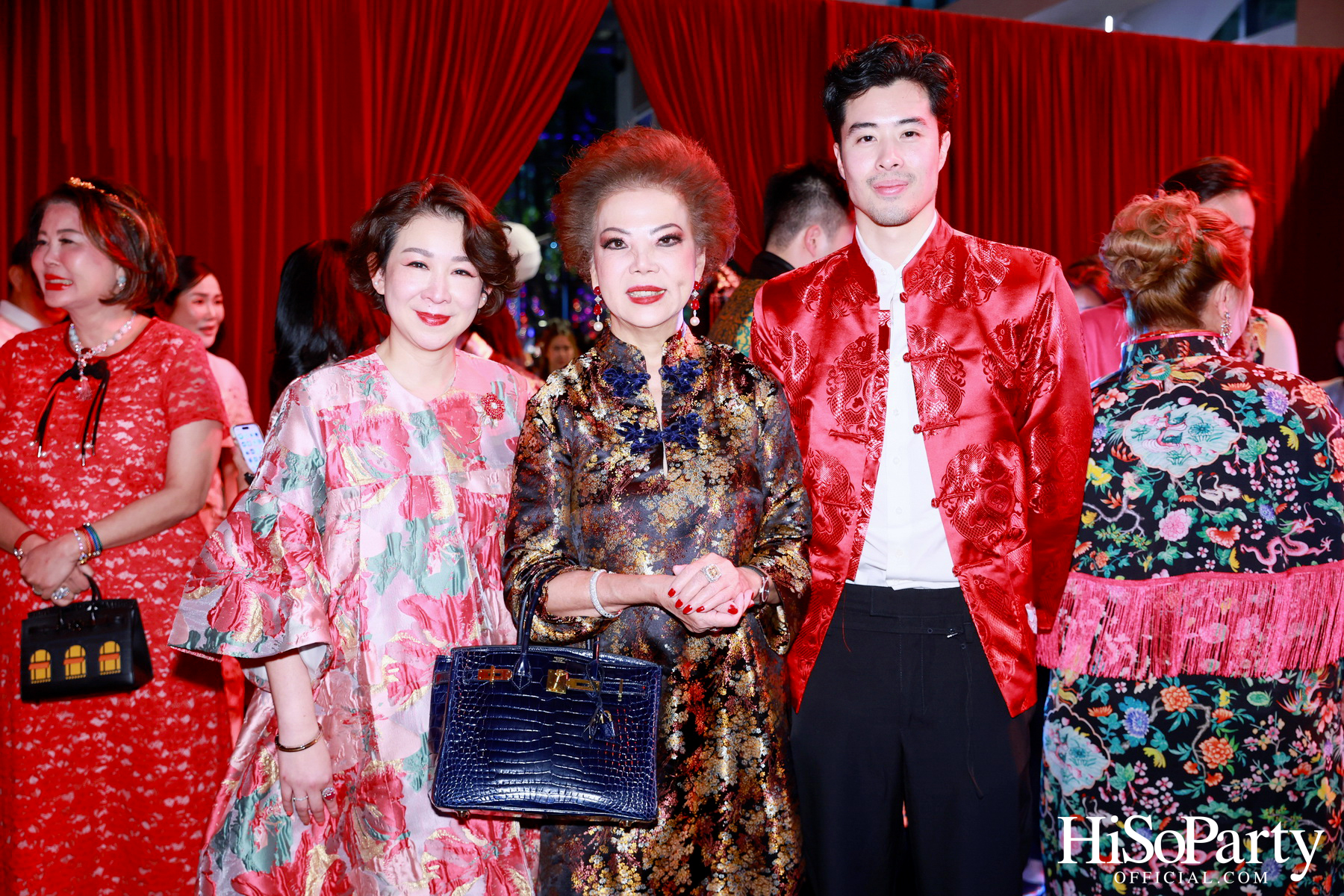 EM DISTRICT ฉลองค่ำคืนตรุษจีนสุดหรูในงาน ‘EM DISTRICT THE IMPERIAL LANTERN GALA DINNER’