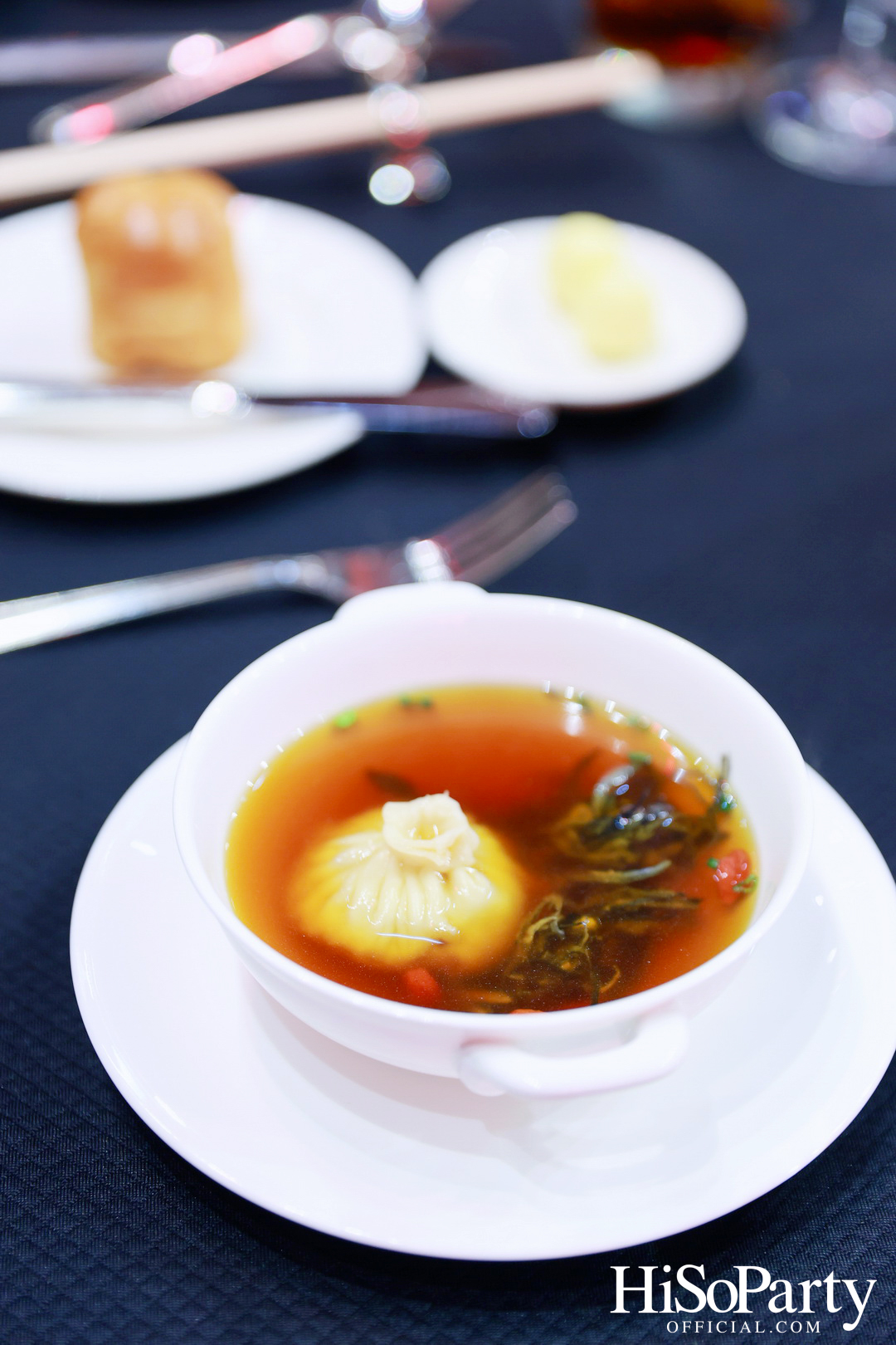 EM DISTRICT ฉลองค่ำคืนตรุษจีนสุดหรูในงาน ‘EM DISTRICT THE IMPERIAL LANTERN GALA DINNER’