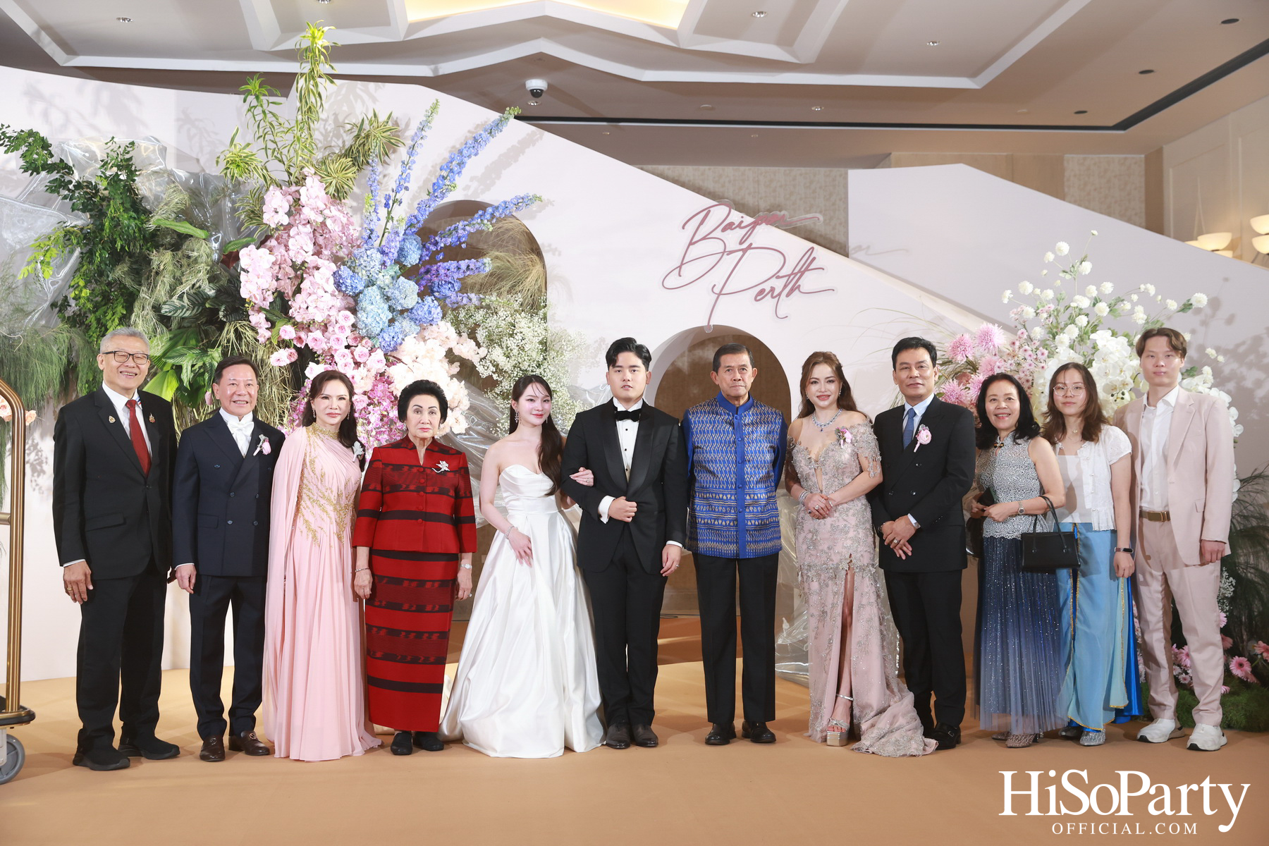 งานฉลองมงคลสมรสระหว่าง ยิ่งรัก พัวถาวรสกุล และ นวิน เหมรัชตานันต์ 